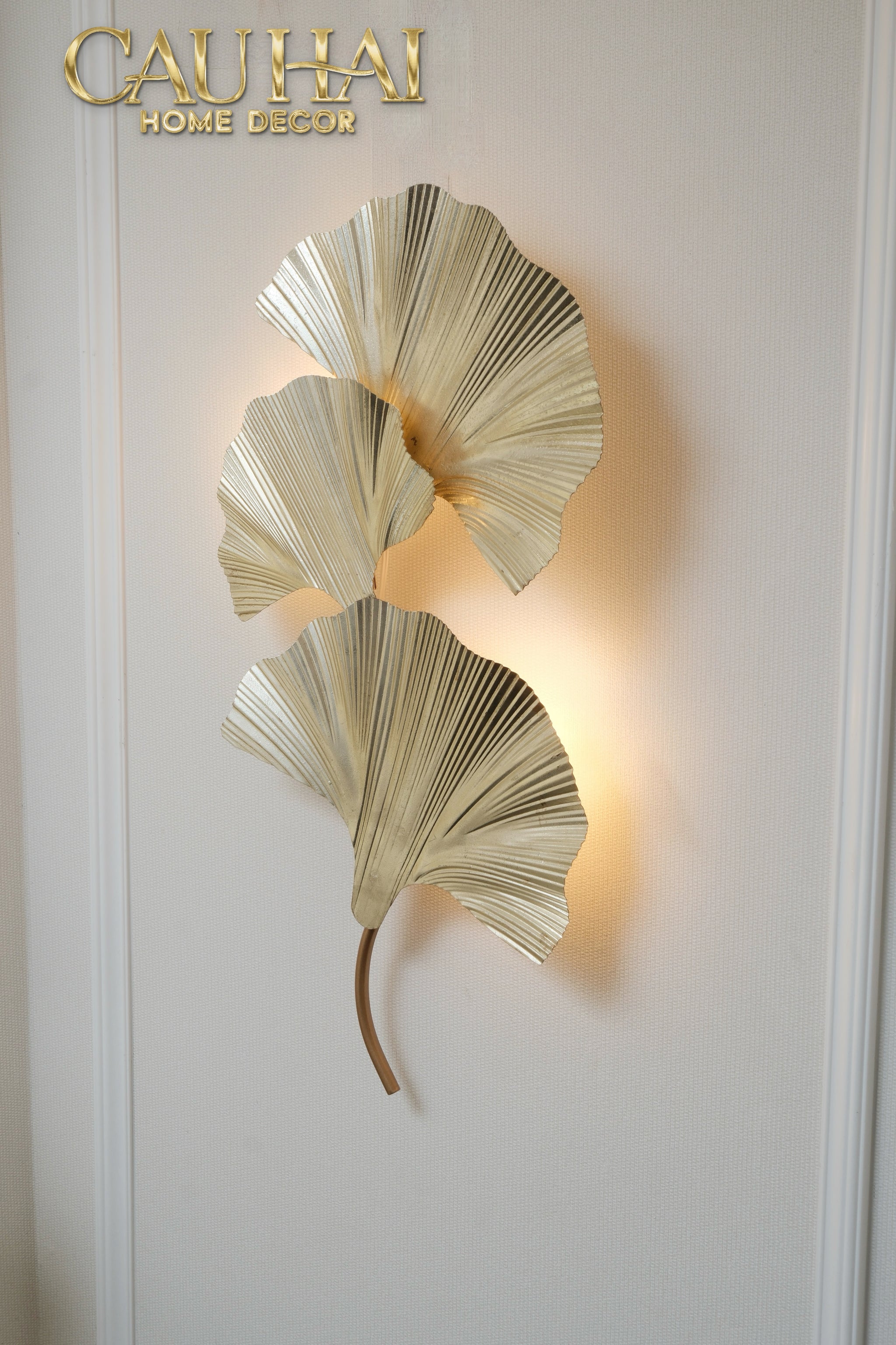 Maison Coutour - Ginkgo Leaf D'or 14K Wall Sconce