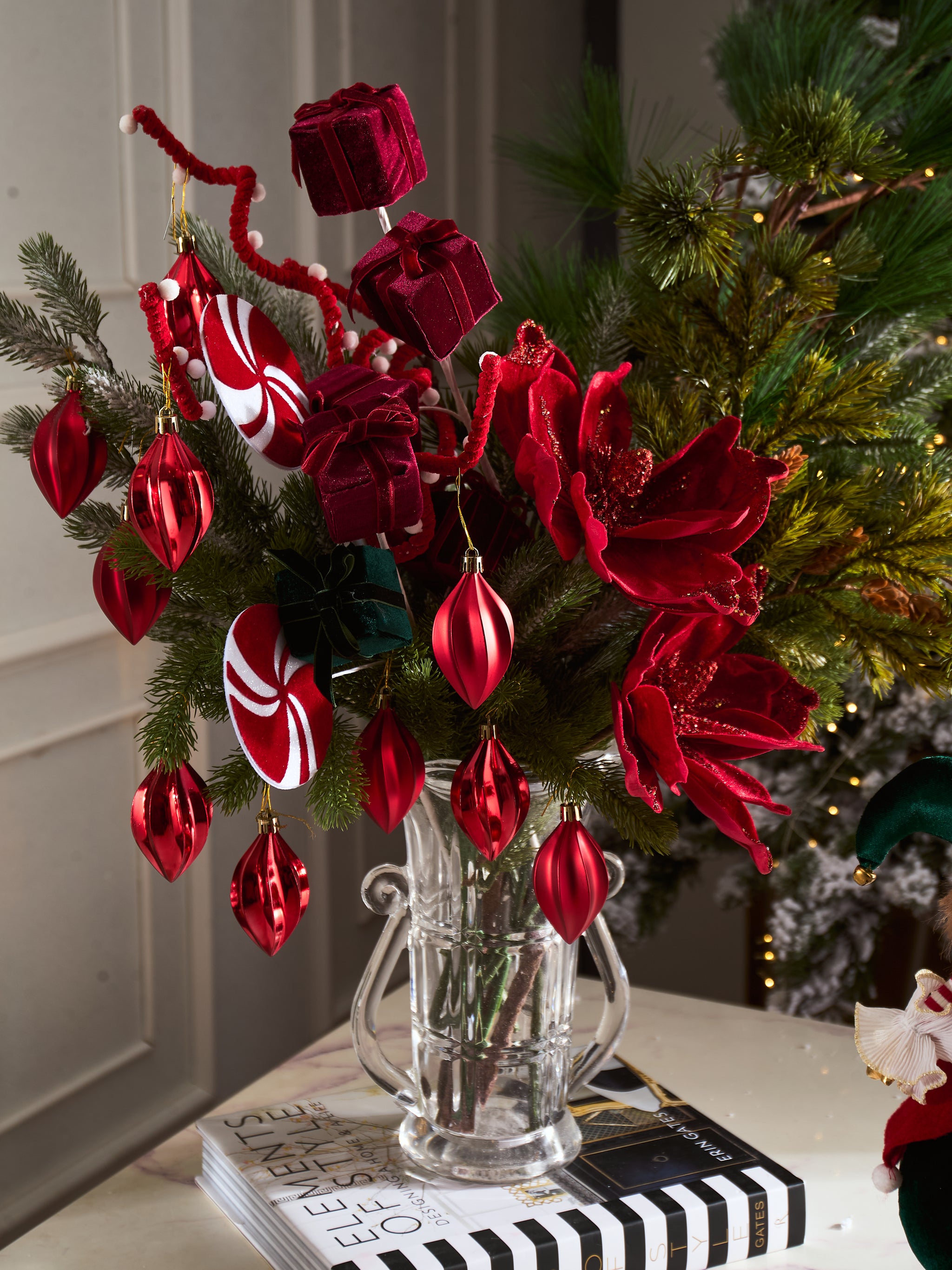 Fêtes Couture - Set Bình Và Hoa Orpheus Christmas Red Velvet-CẬU HAI HOME DECOR