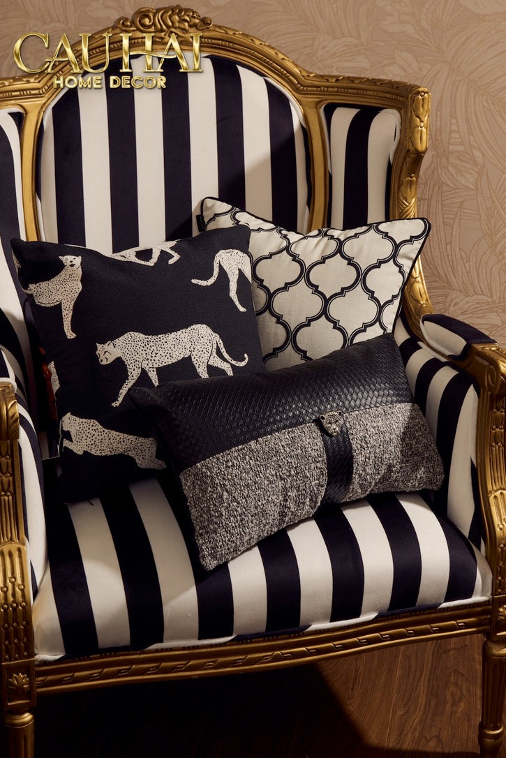 Vỏ Gối Tweed Nocturnal Panther 45