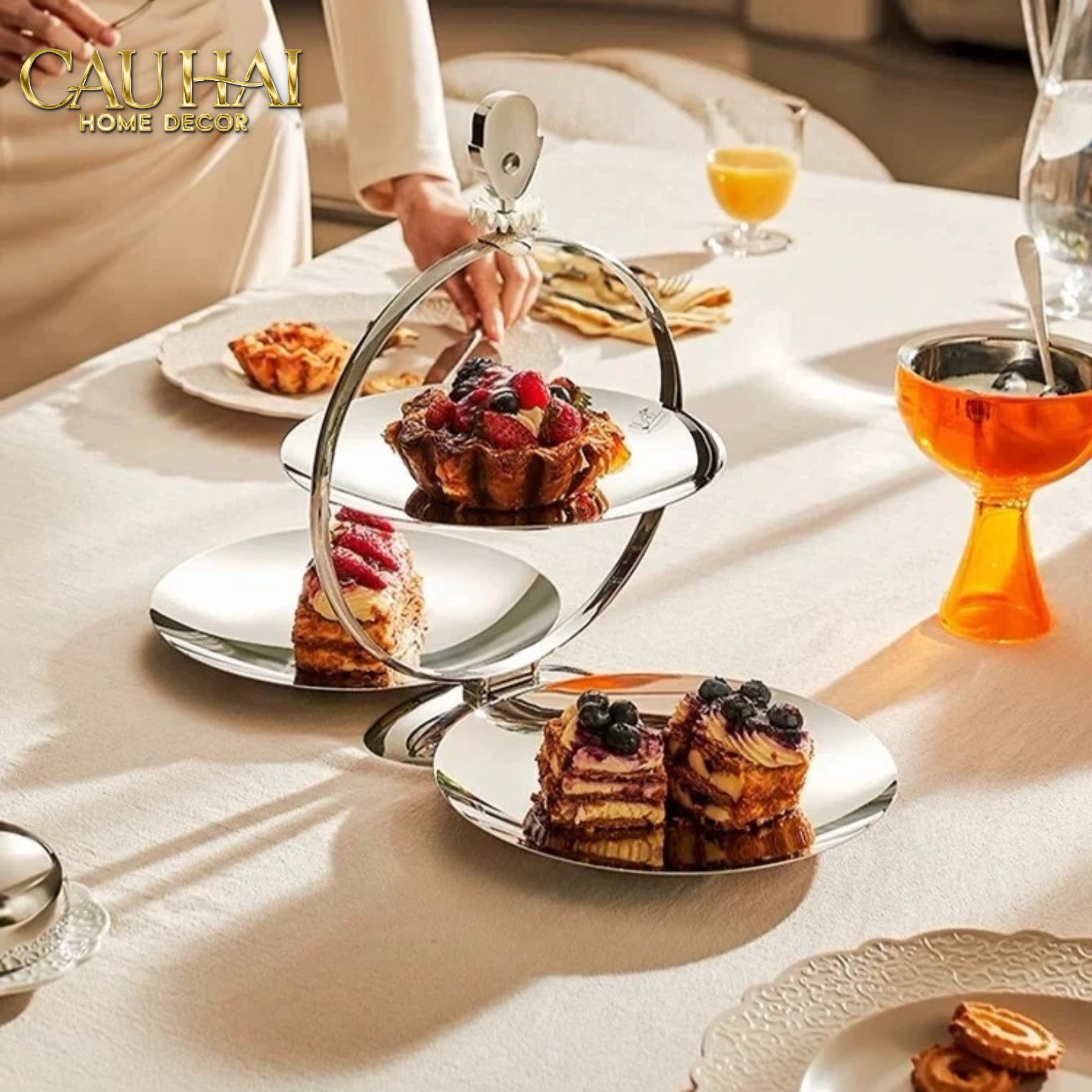 KHAY FRUIT & DESSERT ÉTAGÈRE HARLEQUIN LMT – CRYSTAL STEEL TRAY-CẬU HAI HOME DECOR