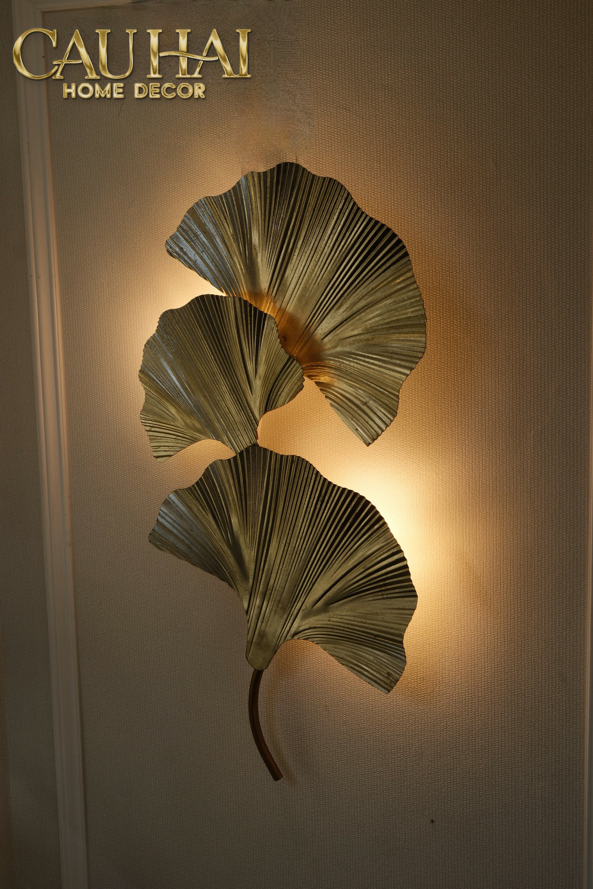 Maison Coutour - Ginkgo Leaf D'or 14K Wall Sconce