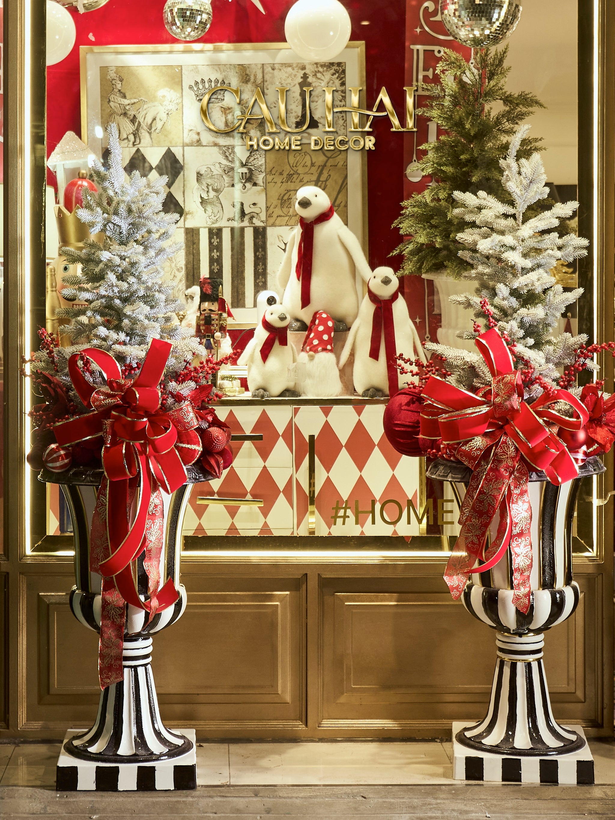 Fêtes Couture - Cặp Chậu Thông Les Jardinières Harlequin Rouge 170-CẬU HAI HOME DECOR