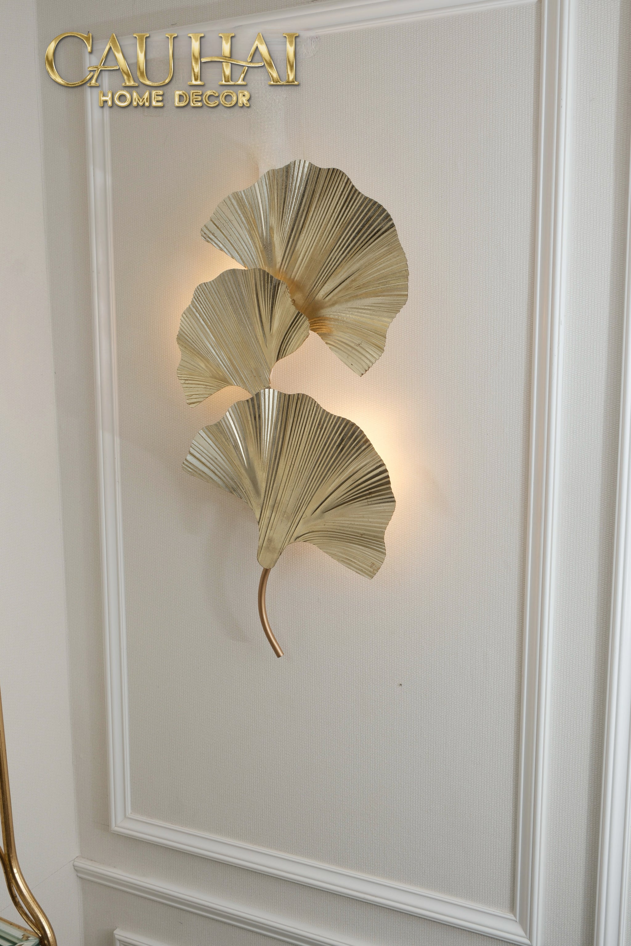 Maison Coutour - Ginkgo Leaf D'or 14K Wall Sconce