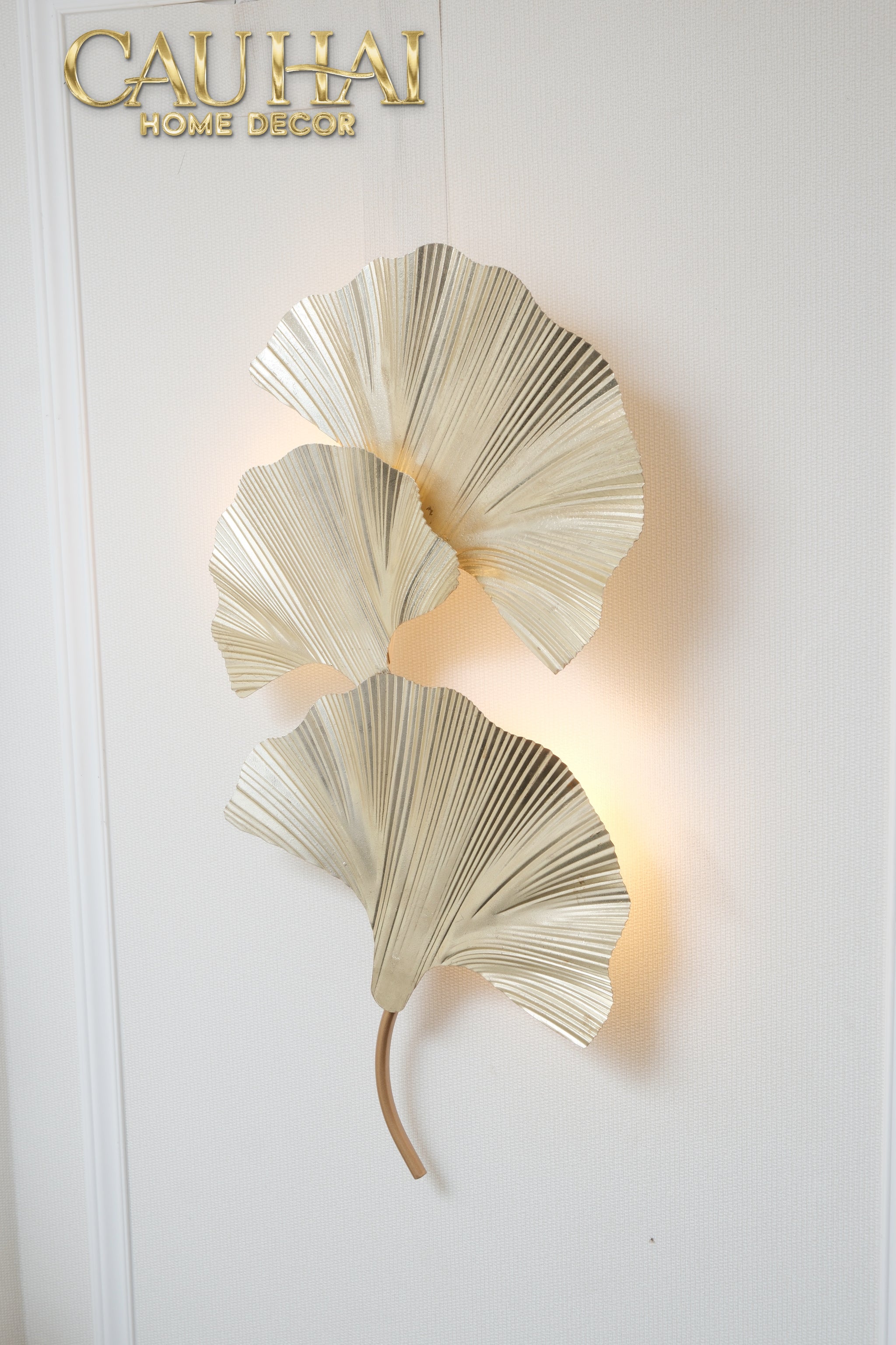 Maison Coutour - Ginkgo Leaf D'or 14K Wall Sconce