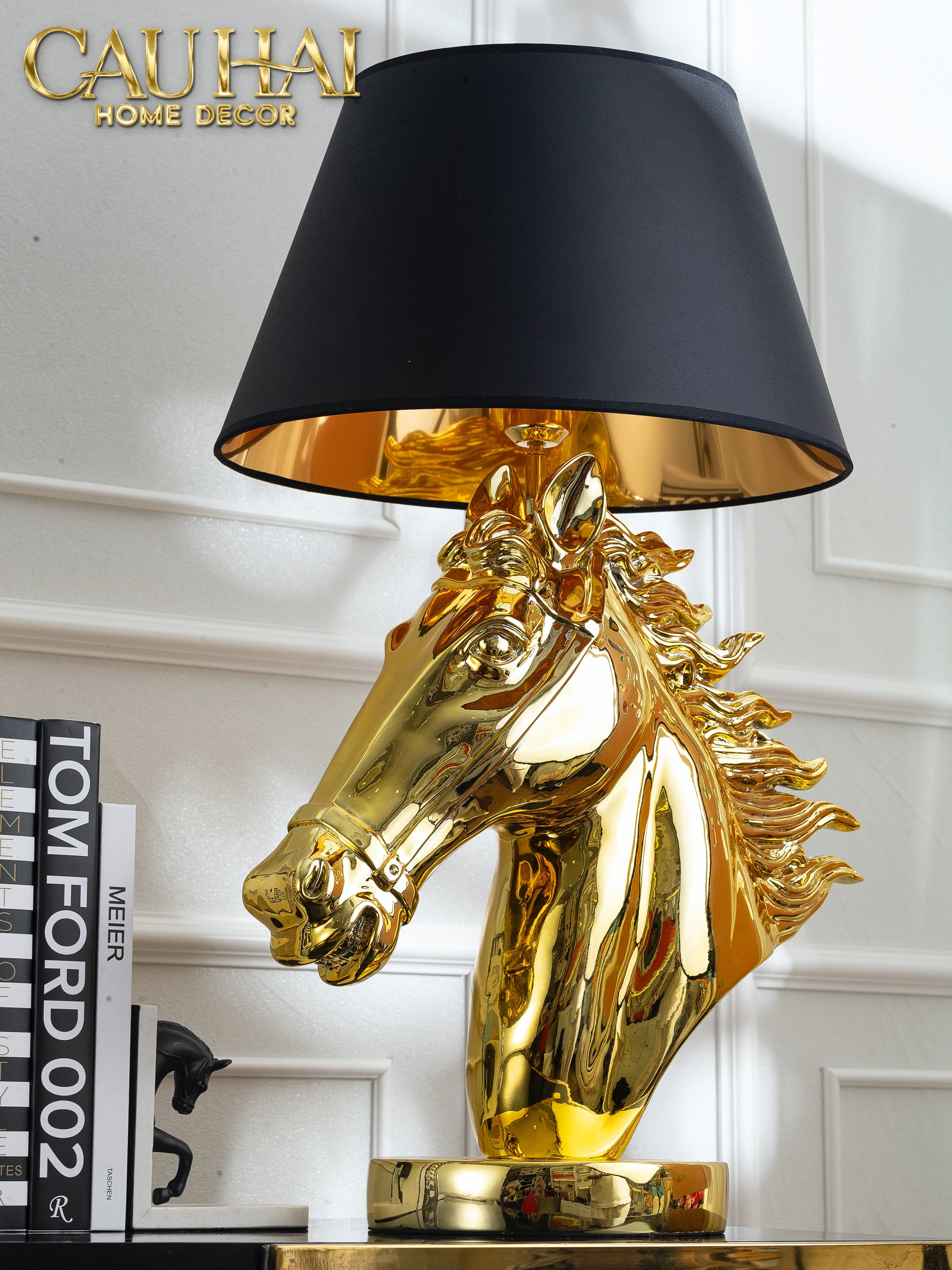 VILLA SONATA - ĐÈN NGỦ BÀN CAVALLIERE D'OR-CẬU HAI HOME DECOR