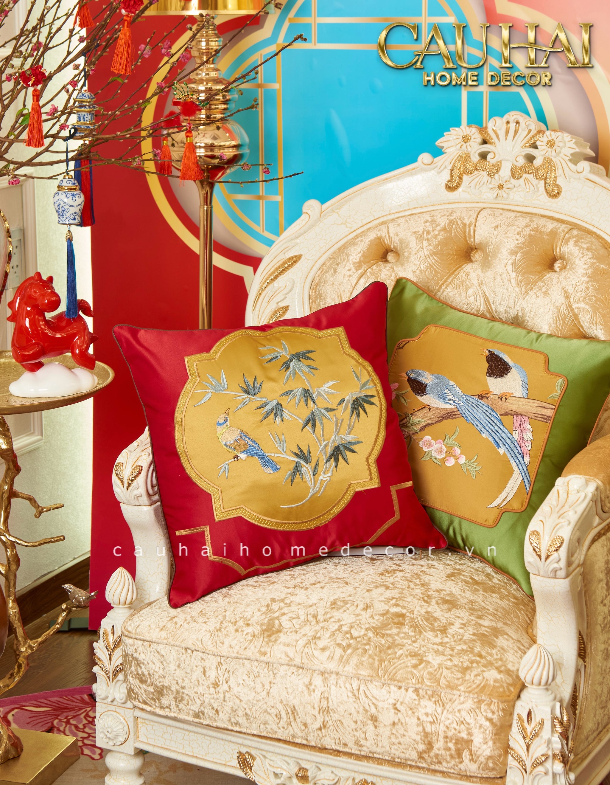 Tết Couture - Vỏ Gối Lụa Thêu Kim Hoàng Điểu Song Ngư 45