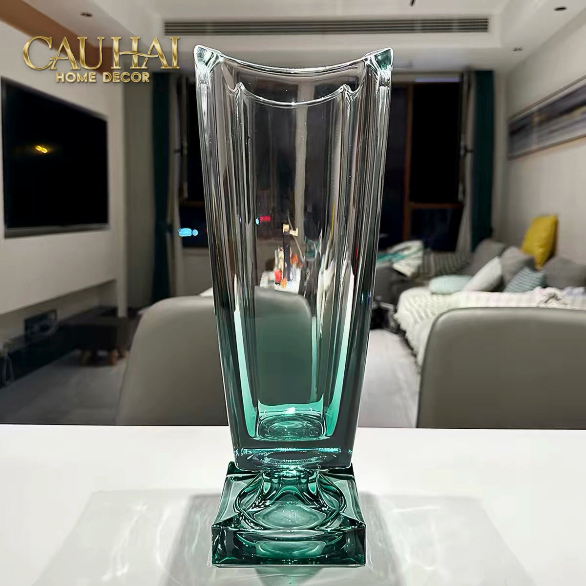 Maison Couture - Bình Hoa Pha Lê Goblet V Class Emerald Cristalleries Vase H36