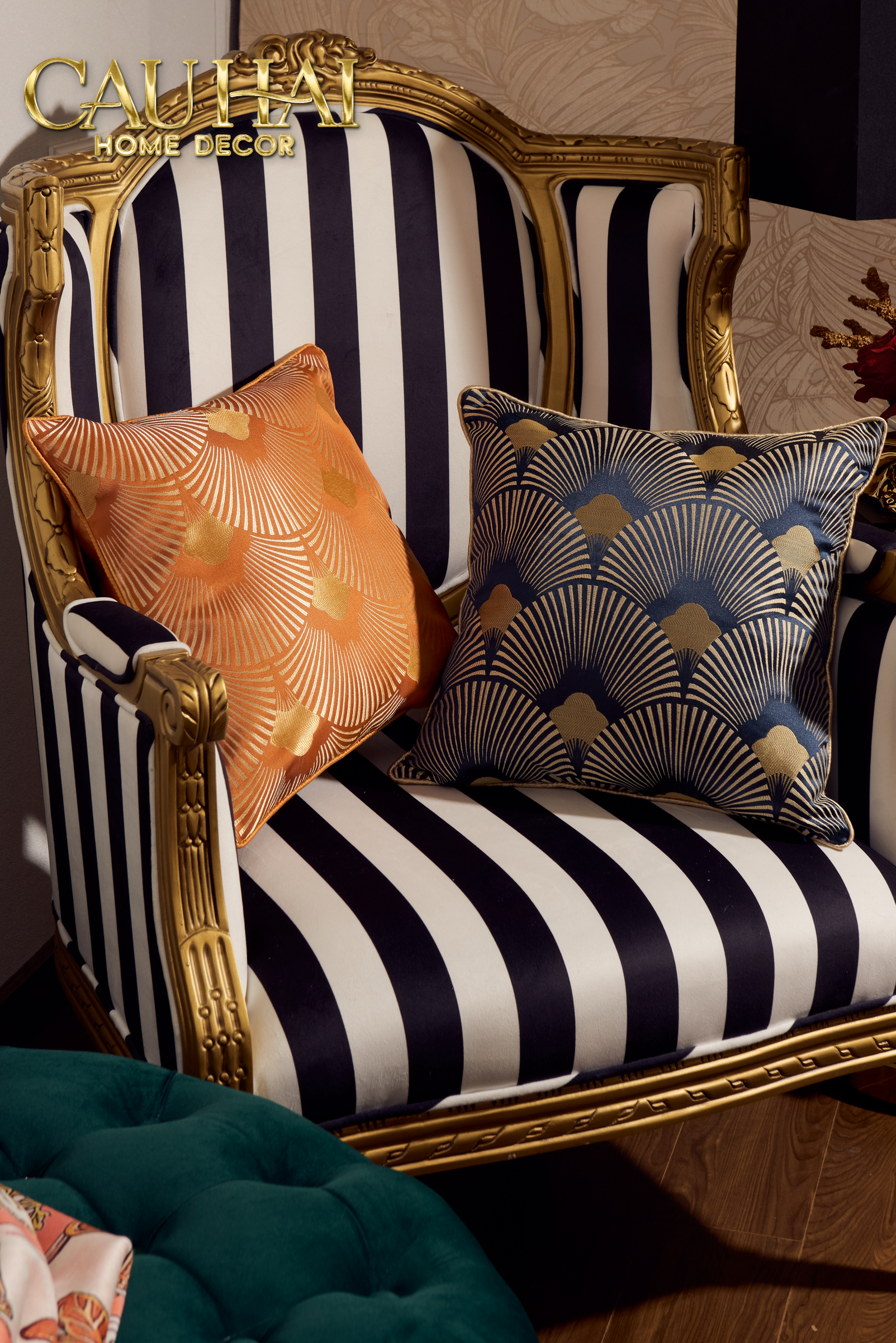 Vỏ Gối Jacquard St Patrick Blue  D'Or Art Déco Fan 45