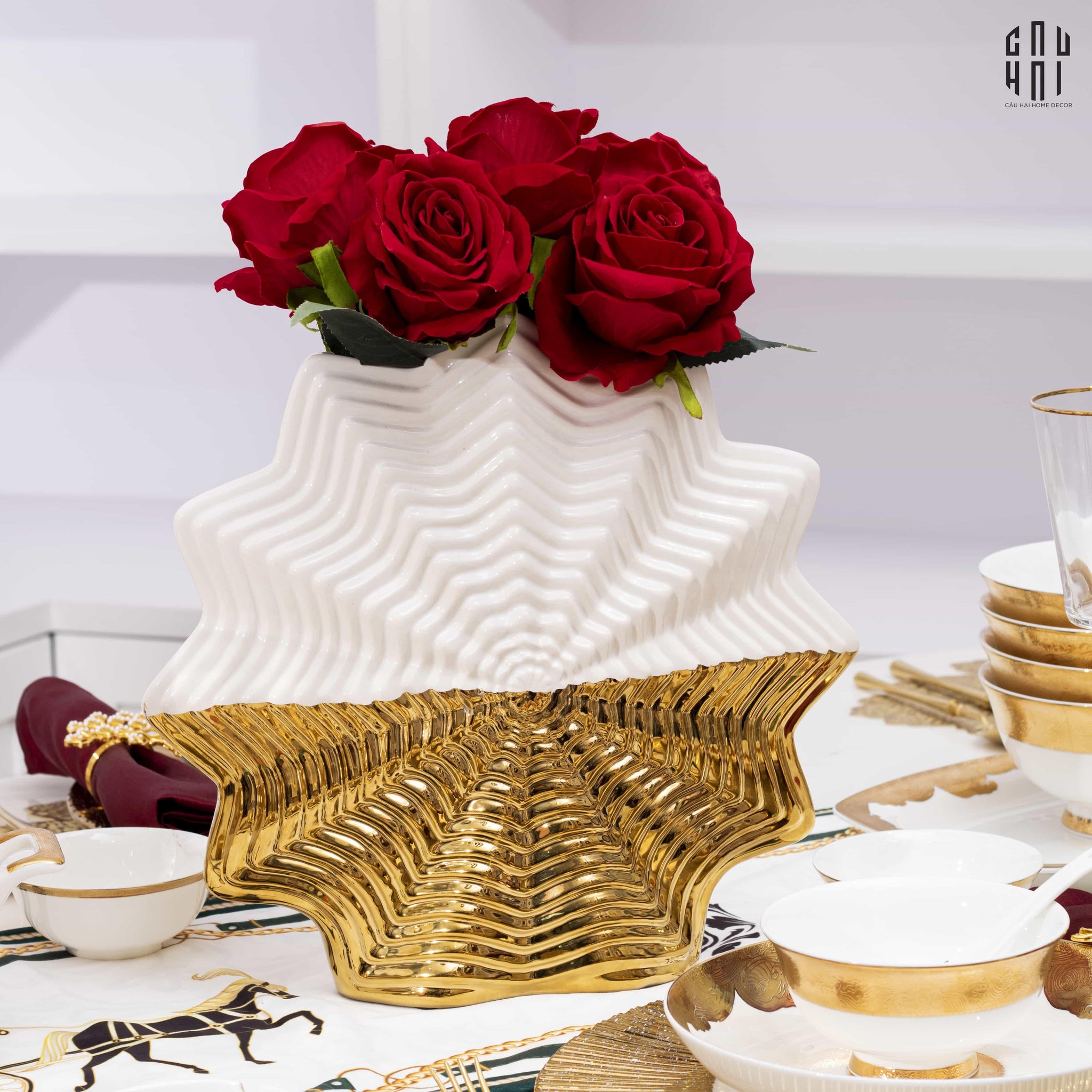 BÌNH HOA AQUARIUM S30 SS25-CẬU HAI HOME DECOR