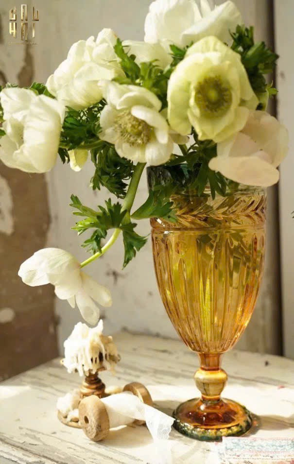 BÌNH HOA CRYSTAL AMBER VERDANT GOBLET-CẬU HAI HOME DECOR