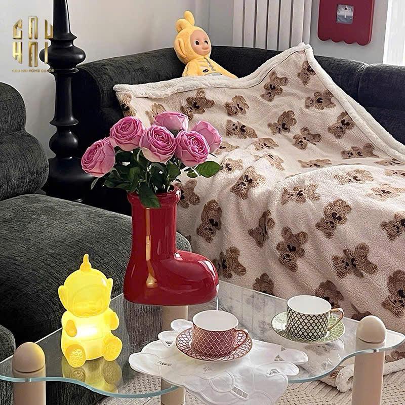 BÌNH HOA RED GLOSSY BOOT-CẬU HAI HOME DECOR