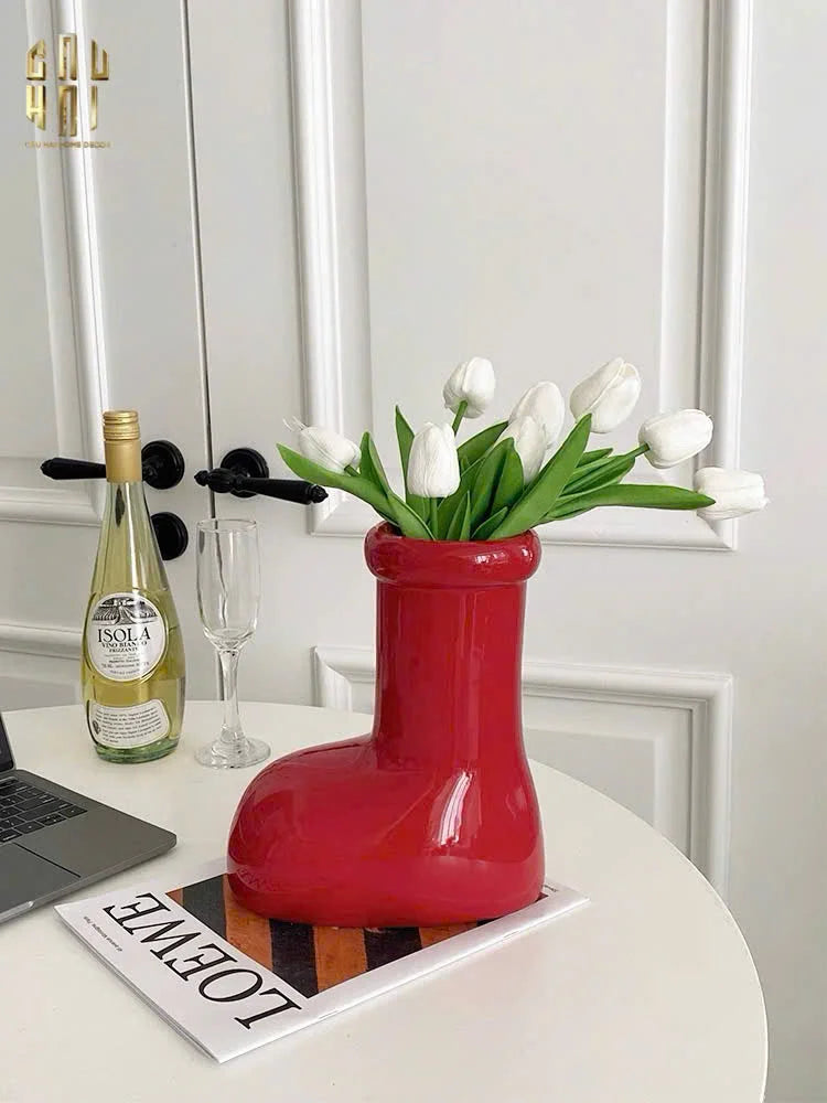 BÌNH HOA RED GLOSSY BOOT-CẬU HAI HOME DECOR