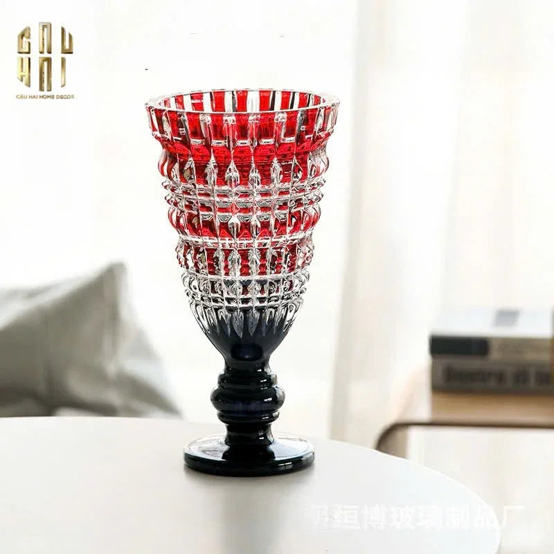 BÌNH HOA THUỶ TINH CRYSTAL RUBY CRIMSON SS25-CẬU HAI HOME DECOR