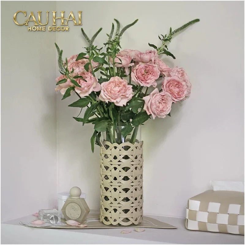 Bình Hoa Thuỷ Tinh Hình Trụ Phối Da Đan Woven Leather Cylinder Glass Vase 10x25-CẬU HAI HOME DECOR