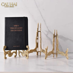 Chân Đỡ Đĩa Đồng Trưng Bày - Plate Stand Cosmo-CẬU HAI HOME DECOR