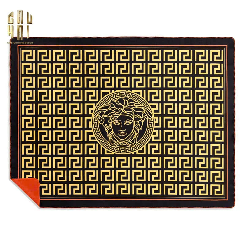 CHĂN SOFA NHUNG CAO CẤP GIANNI VERS. MEDUSA GREEK KEY VELVET BLANKET 150X200CM-CẬU HAI HOME DECOR