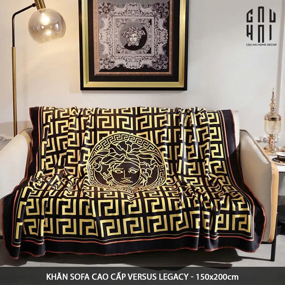 CHĂN SOFA NHUNG CAO CẤP GIANNI VERS. MEDUSA GREEK KEY VELVET BLANKET 150X200CM-CẬU HAI HOME DECOR