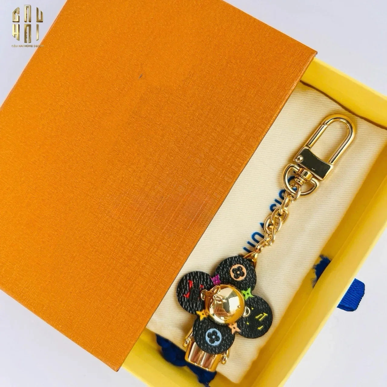 CHARM TÚI GOLDEN COLORFUL MONO LOUIS VIVIENNE-CẬU HAI HOME DECOR