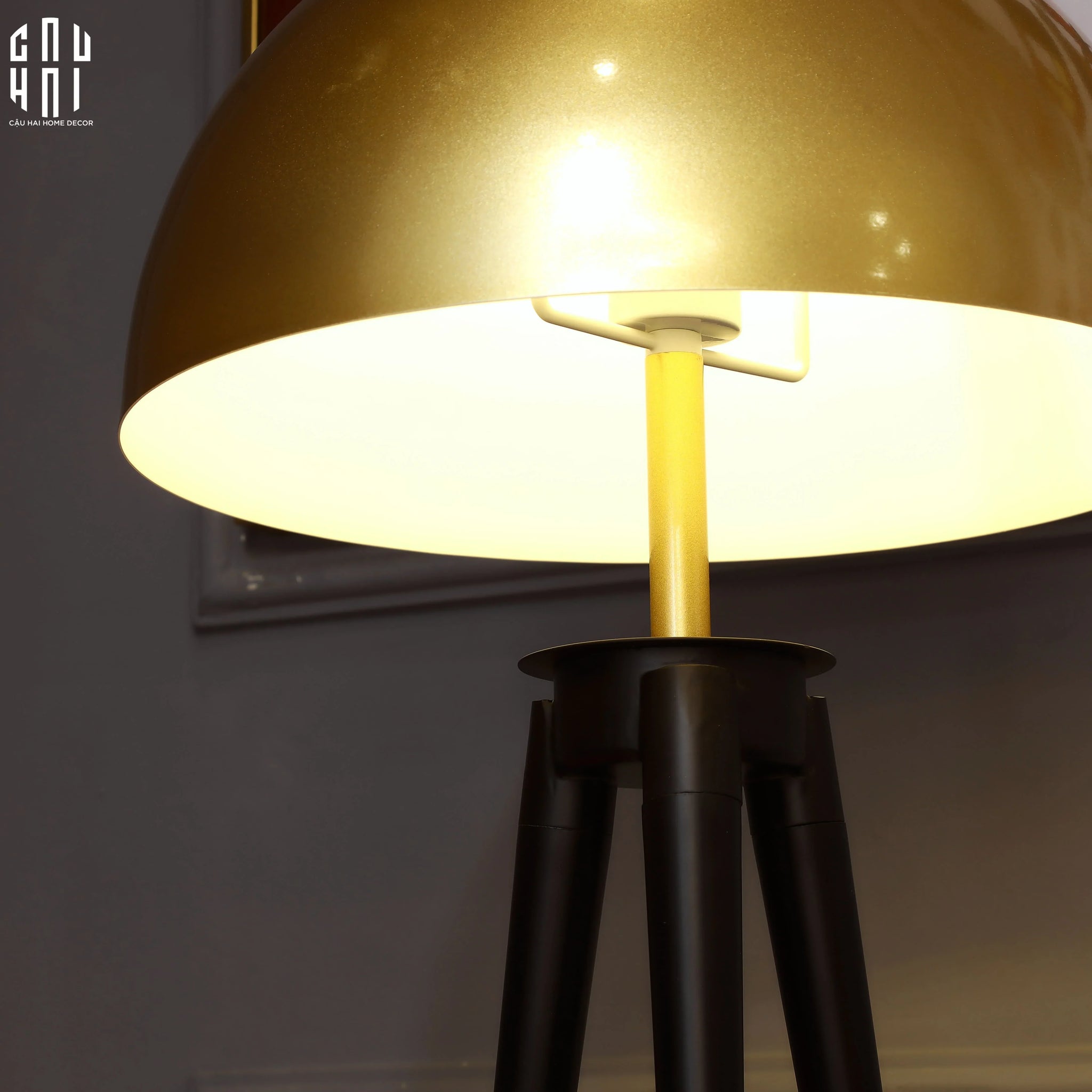 ĐÈN BÀN HAUS - HAUS SIDE TABLE LAMP-CẬU HAI HOME DECOR