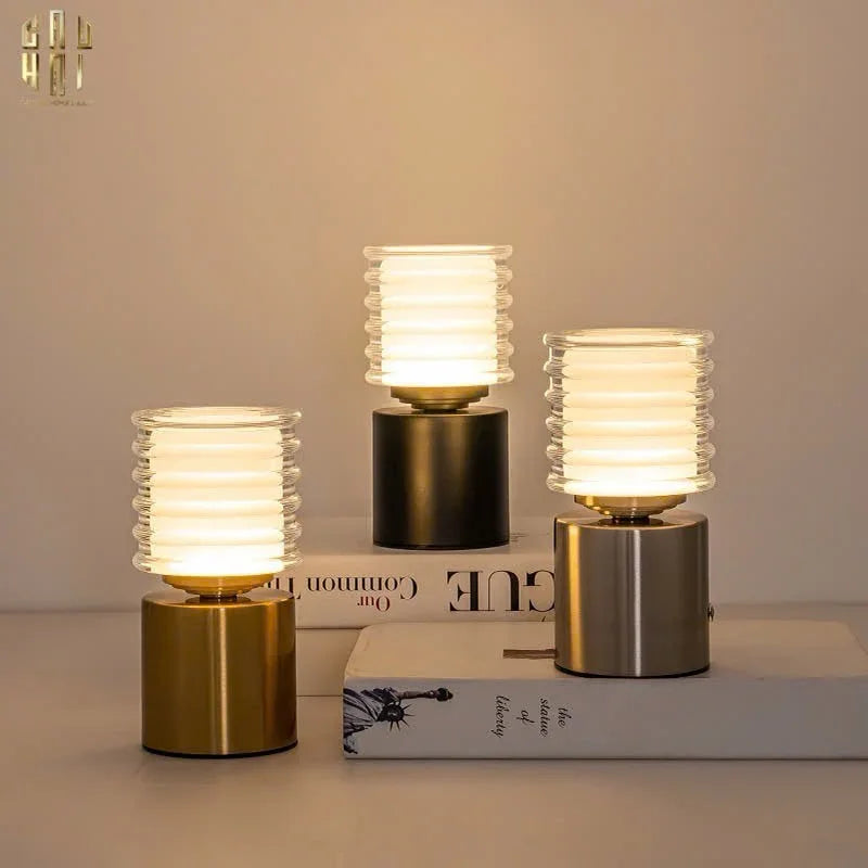 Đèn Bàn Thuỷ Tinh Pin Sạc 3 Chế Độ Aurora Lantern Table Lamp 9x17.5-CẬU HAI HOME DECOR