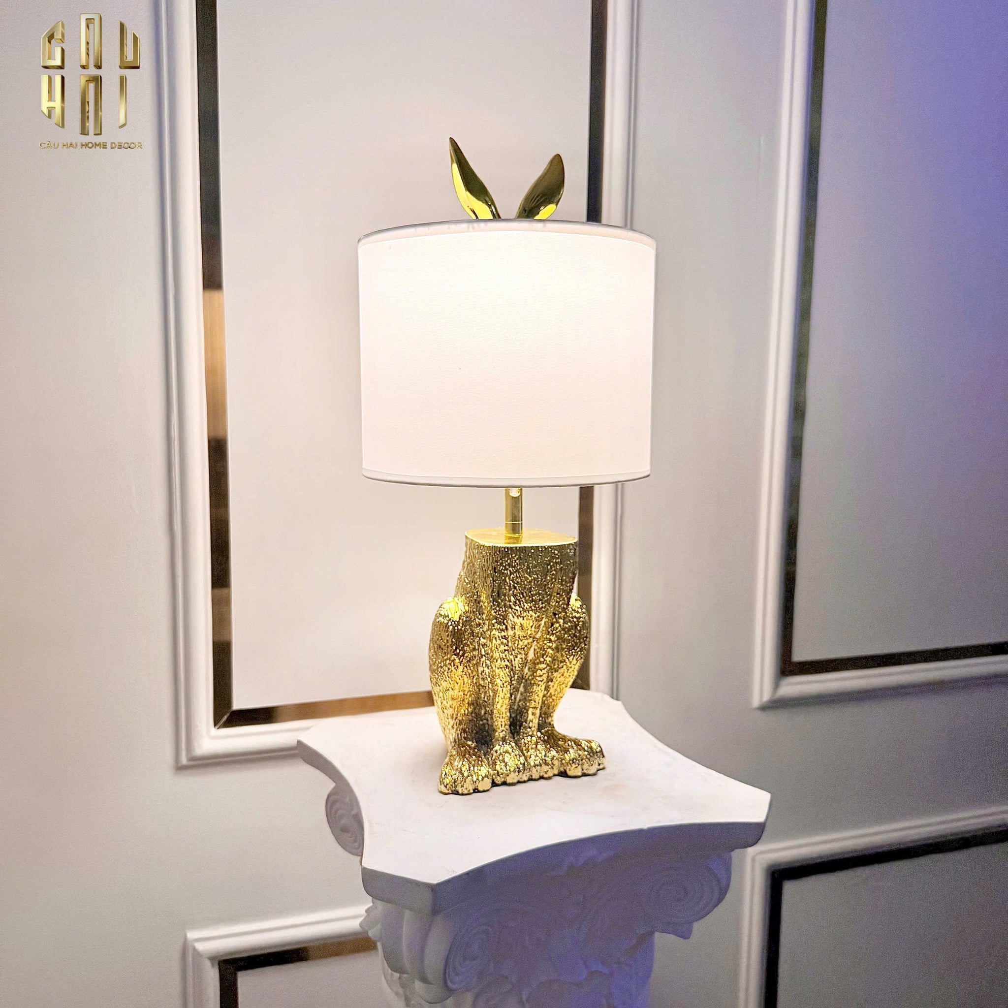 ĐÈN NGỦ ĐỂ BÀN GILDED RABBIT-CẬU HAI HOME DECOR