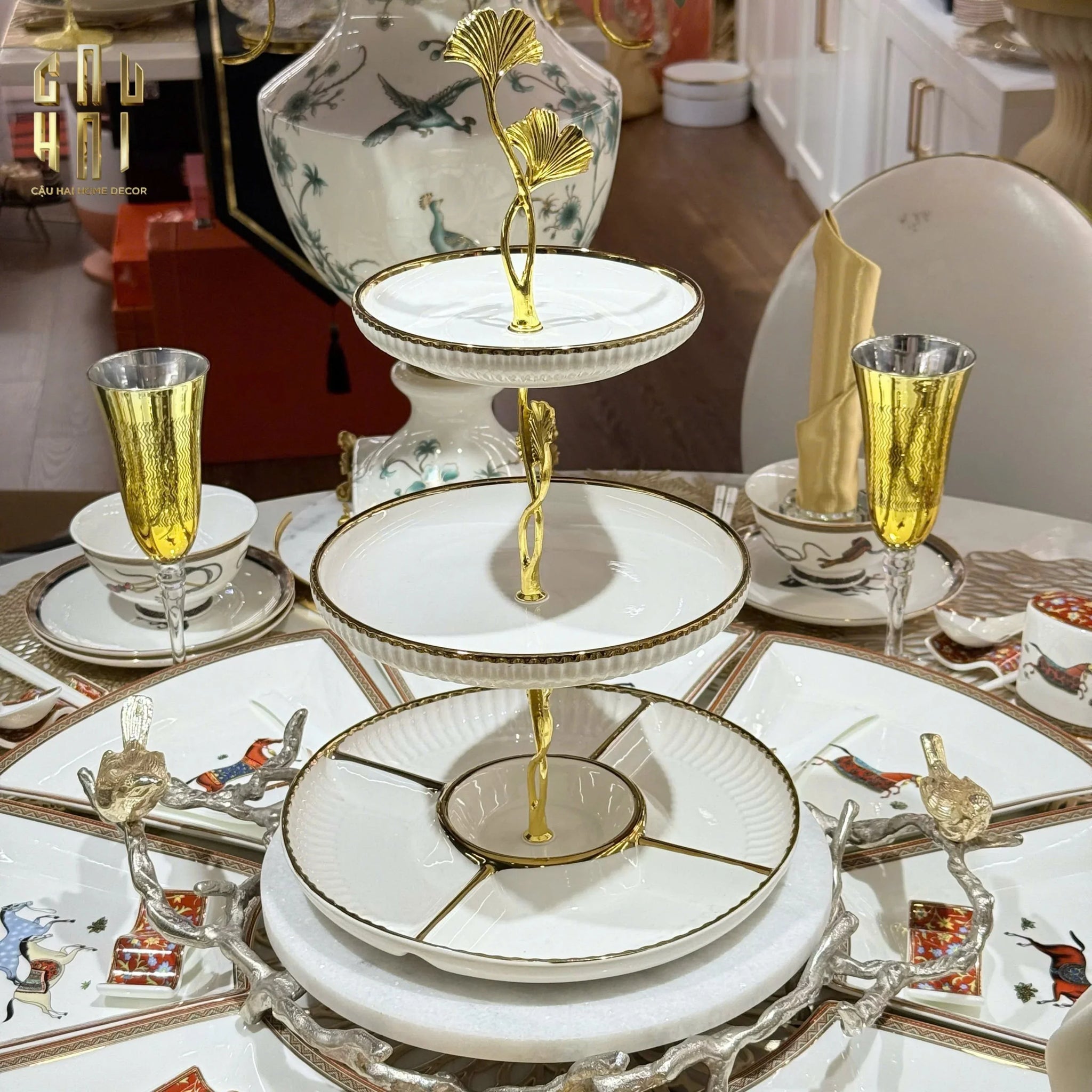 ĐĨA BÁNH 3 TẦNG GINKGO BLANC-CẬU HAI HOME DECOR
