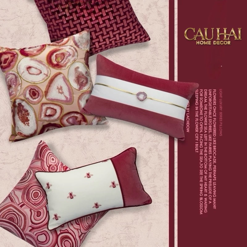 HOME COUTURE - VỎ GỐI DA  FUCHSIA SPARKLE BEE L’ABEILLE  45