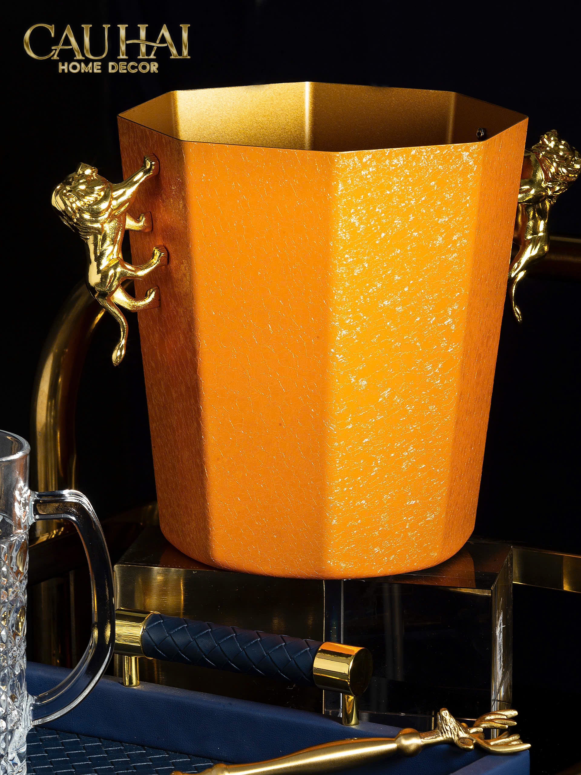 HOME COUTURE - XÔ ĐÁ CLEMENTINE GOLD LION ICE BUCKET-CẬU HAI HOME DECOR