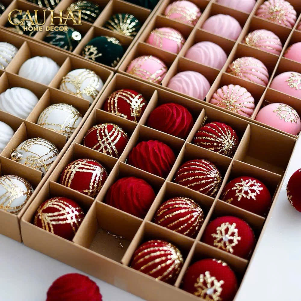 Fêtes Couture - Set Châu Nhung Rouge Velour Christmas Ornaments 16Pcs-TRANG TRÍ GIÁNG SINH-CẬU HAI HOME DECOR