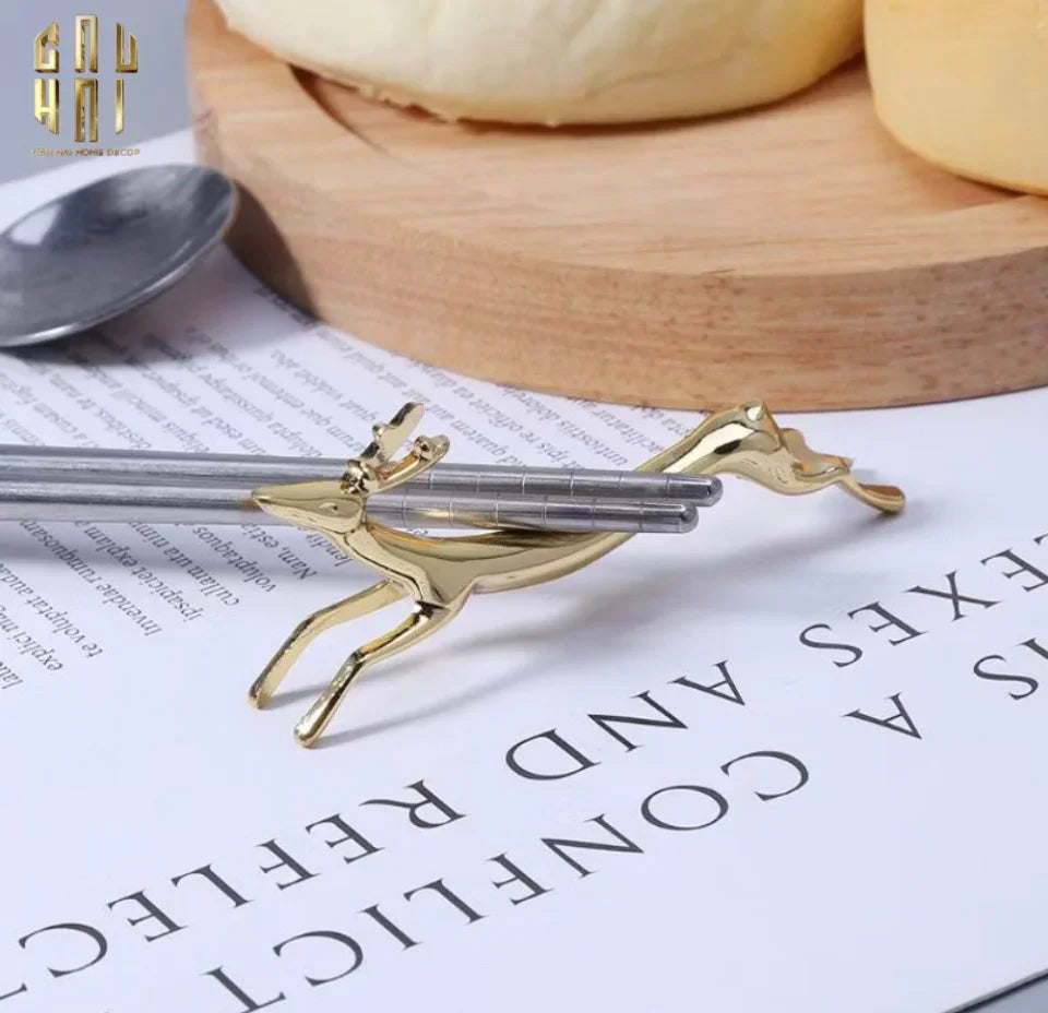 GÁC ĐŨA - CHOPSTICK REST ELK-CẬU HAI HOME DECOR