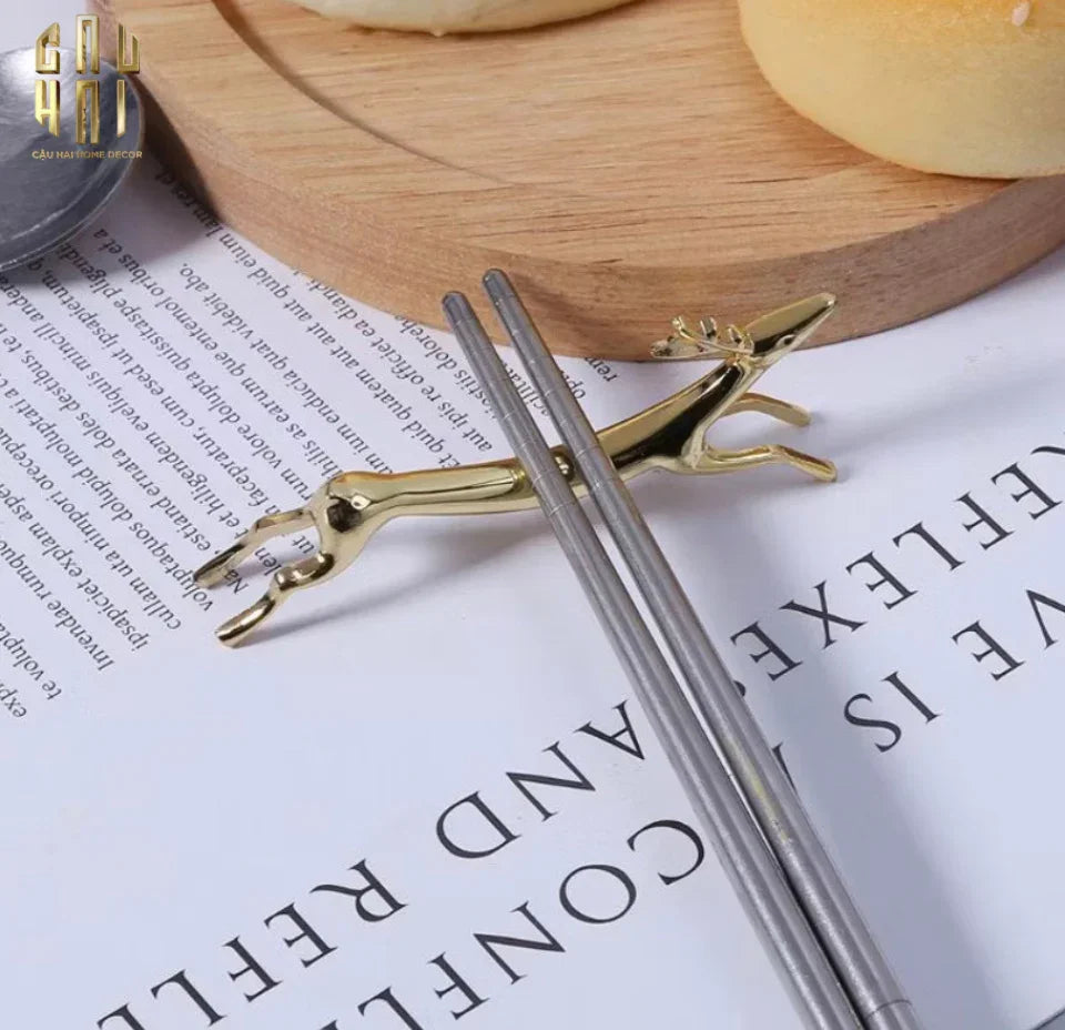 GÁC ĐŨA - CHOPSTICK REST ELK-CẬU HAI HOME DECOR