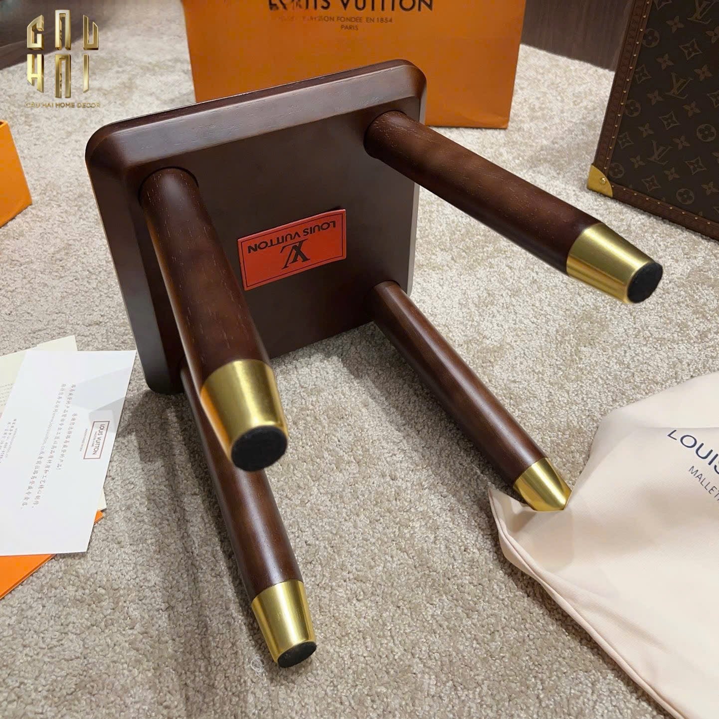 GHẾ VUÔNG LOUIS MONOGRAM-CẬU HAI HOME DECOR