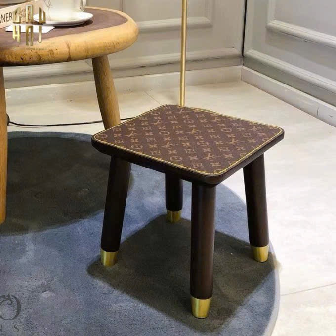 GHẾ VUÔNG LOUIS MONOGRAM-CẬU HAI HOME DECOR