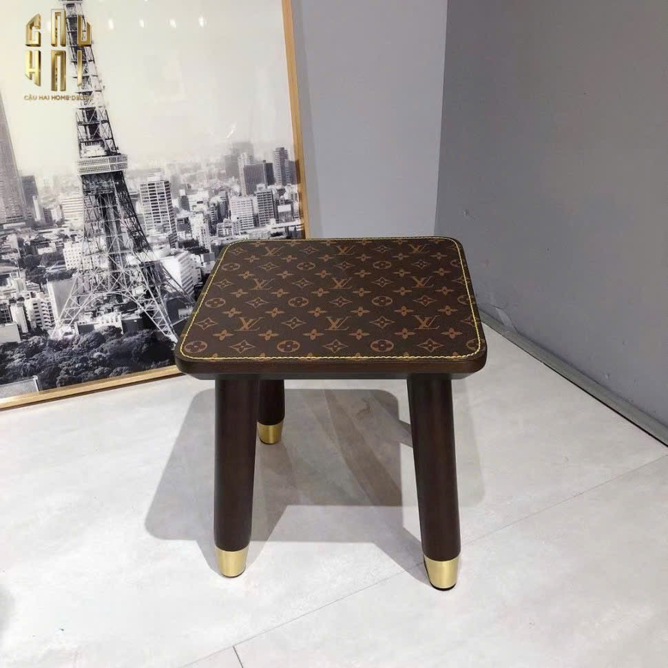 GHẾ VUÔNG LOUIS MONOGRAM-CẬU HAI HOME DECOR