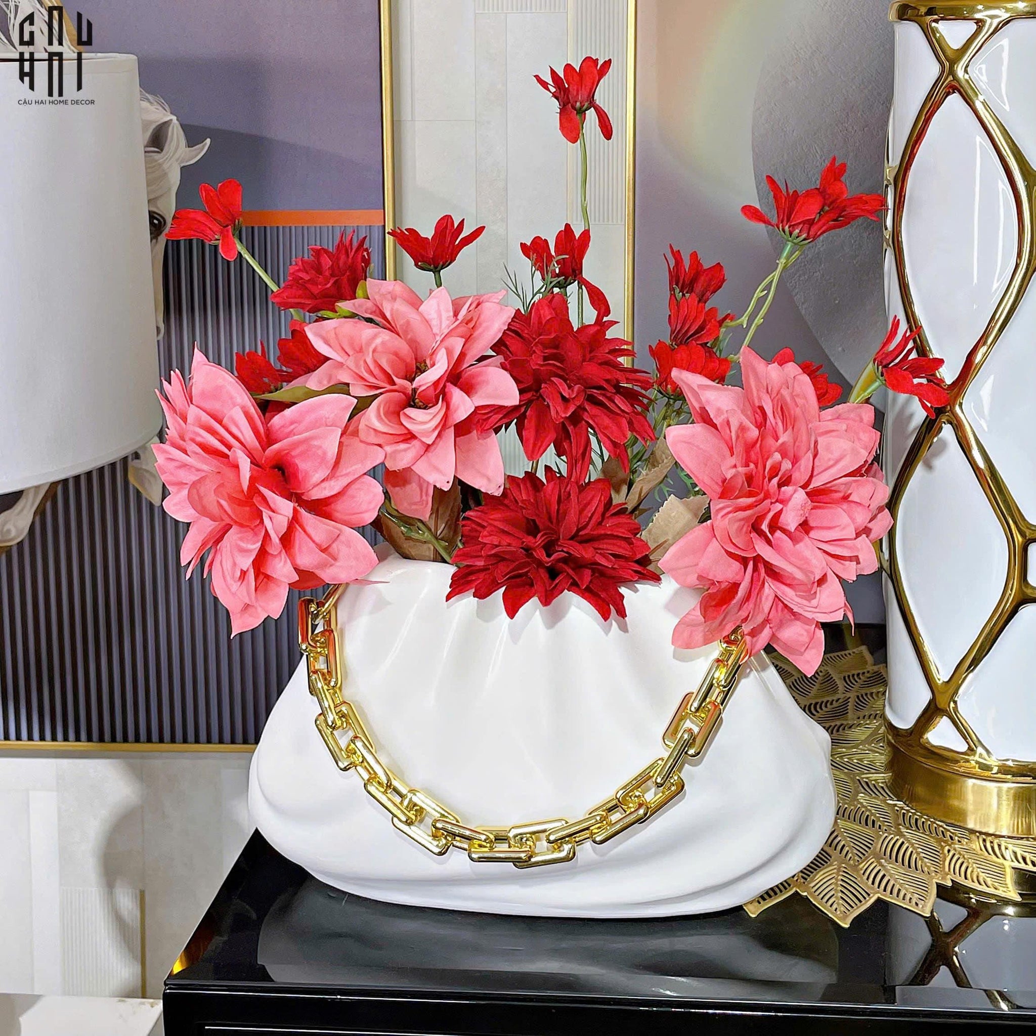 GIỎ CẮM HOA COMPOSITE GOLDEN CHAIN SS25-CẬU HAI HOME DECOR