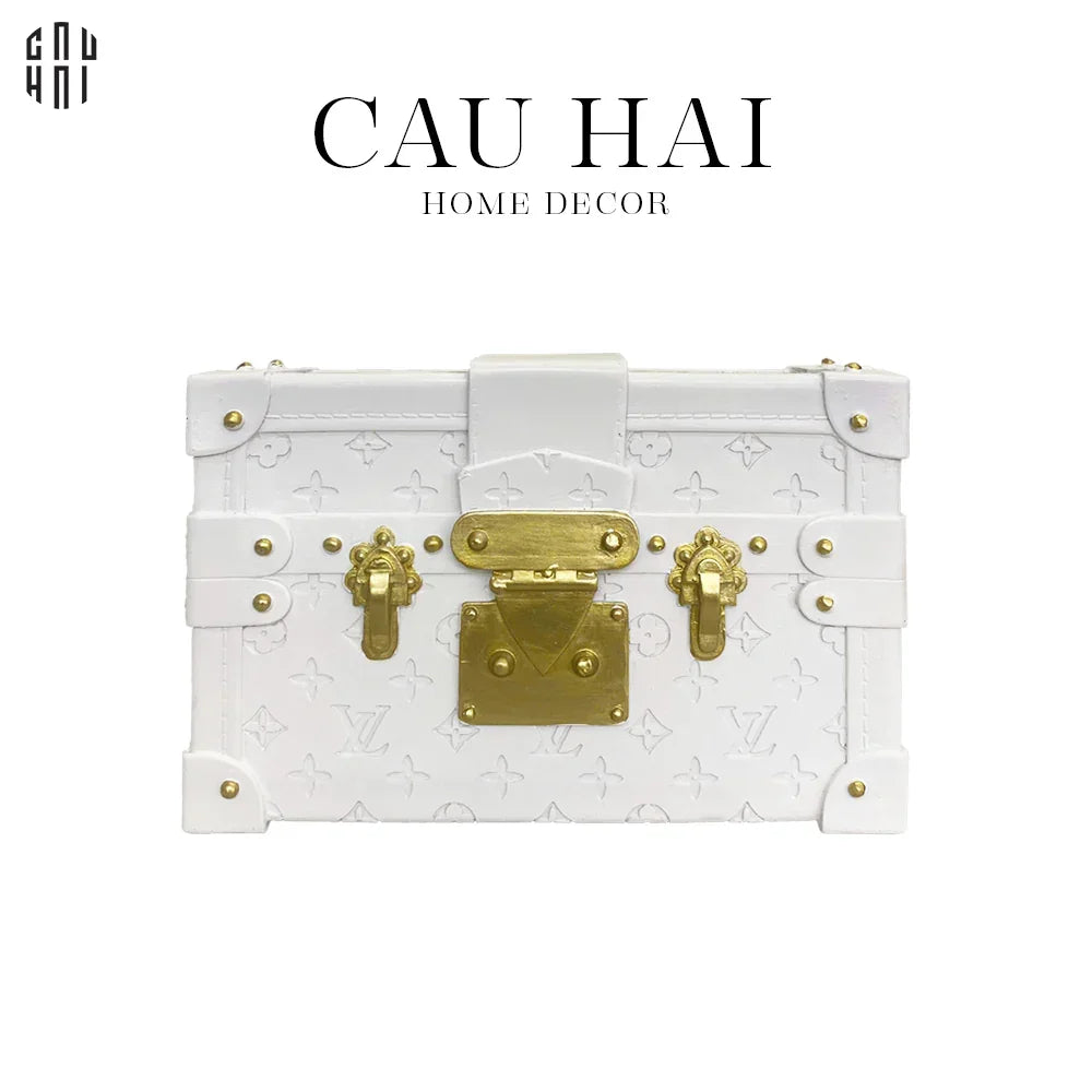 GIỎ HOA TRANG TRÍ COMPOSITE EVELOPE CLUTCH - VALI WHITE LOUIS-CẬU HAI HOME DECOR