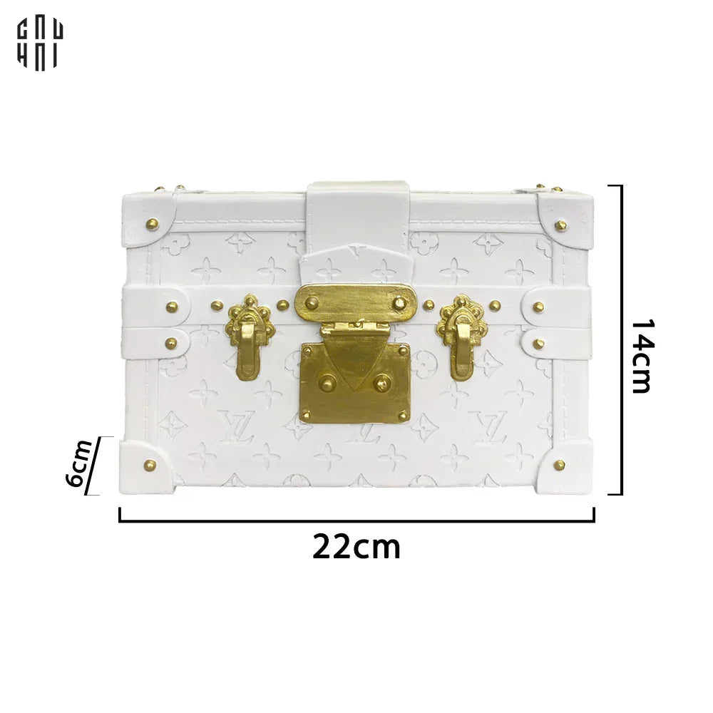GIỎ HOA TRANG TRÍ COMPOSITE EVELOPE CLUTCH - VALI WHITE LOUIS-CẬU HAI HOME DECOR