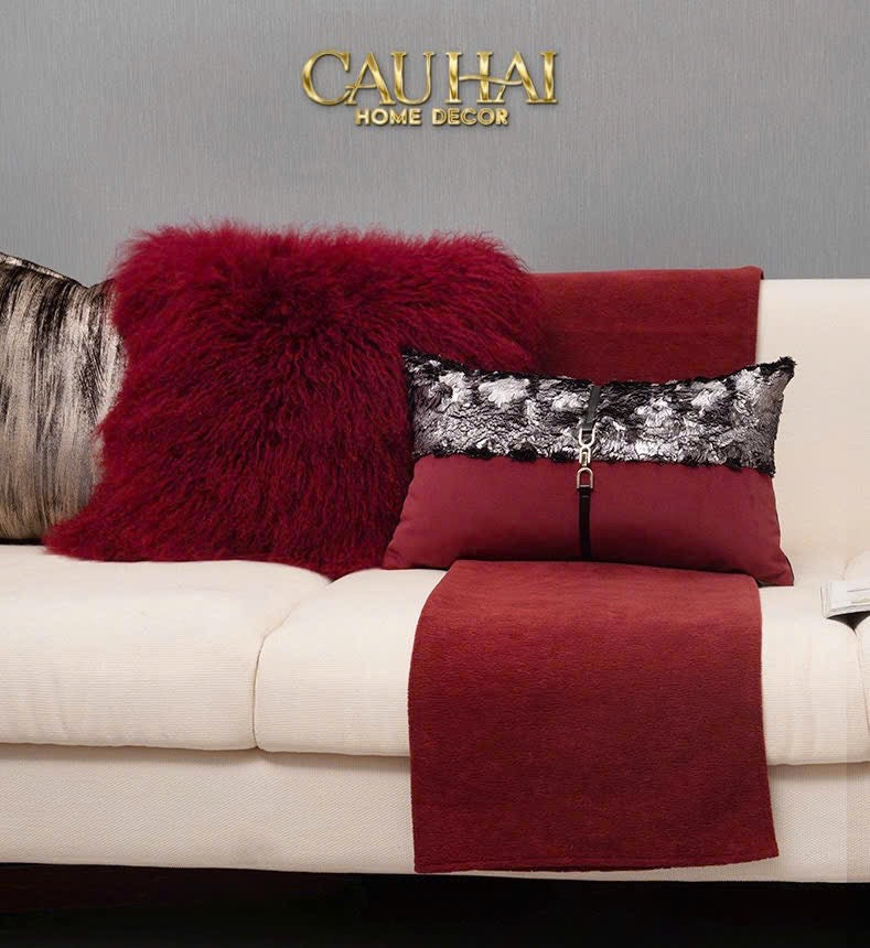 GỐI BURGUNDY VELVET SANGRIA METALLIC 30x50-CẬU HAI HOME DECOR