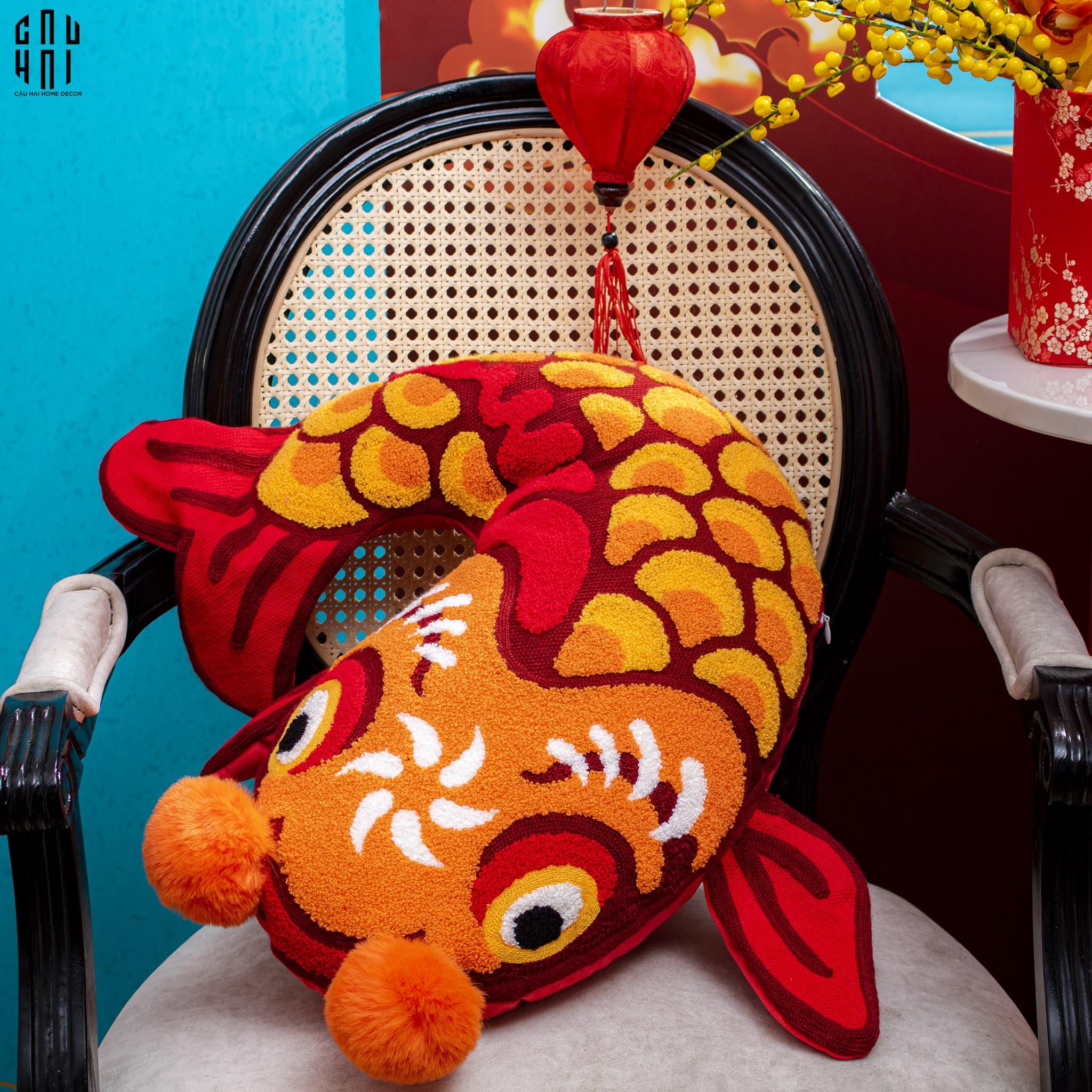 GỐI CÁ CHÉP HÓA RỒNG 56CM-CẬU HAI HOME DECOR