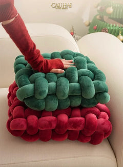 Gối Đan Sweet Burgundy Biscuits-CẬU HAI HOME DECOR