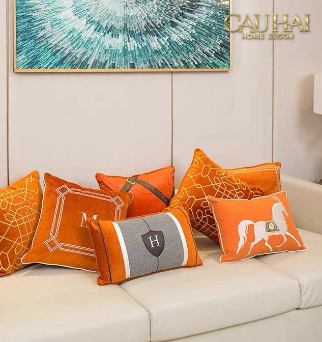 Gối Nhung Terra Heritage H Crest 30X50-CẬU HAI HOME DECOR