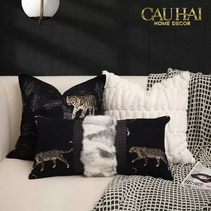 Gối Tweed Lux Fur Jarguar Savoir Leopard 30X60-CẬU HAI HOME DECOR