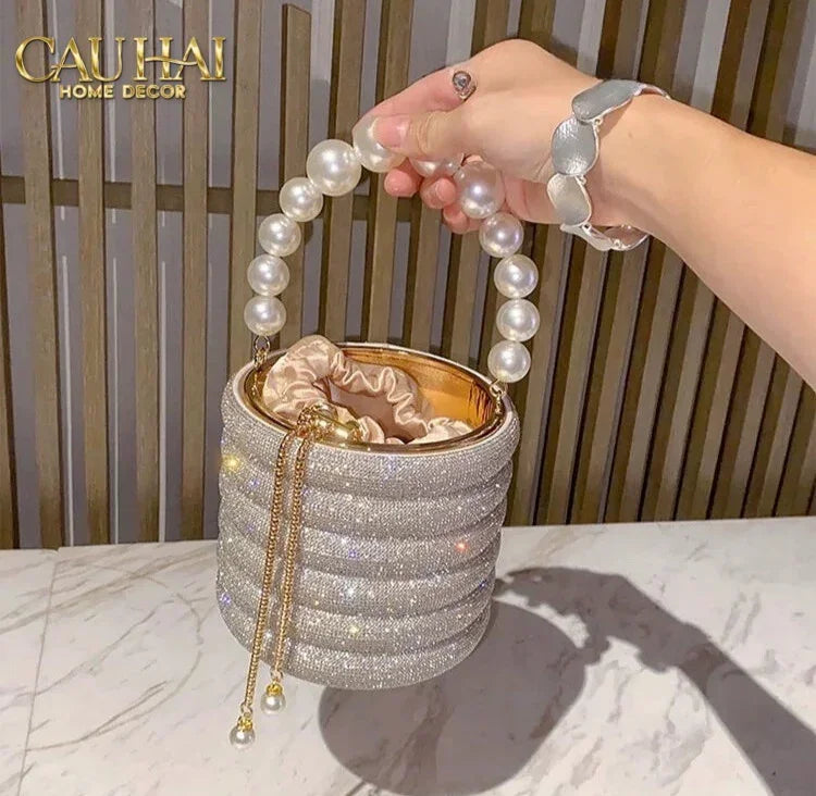 Haute Folie - Clutch Kim Cương Cylinder - Perle Noire Diamond Pavé Haute Décor Object-TÚI XÁCH & VÍ TRANG TRÍ-Đối tác tại Trung Quốc theo từng đơn đặt hàng-CẬU HAI HOME DECOR