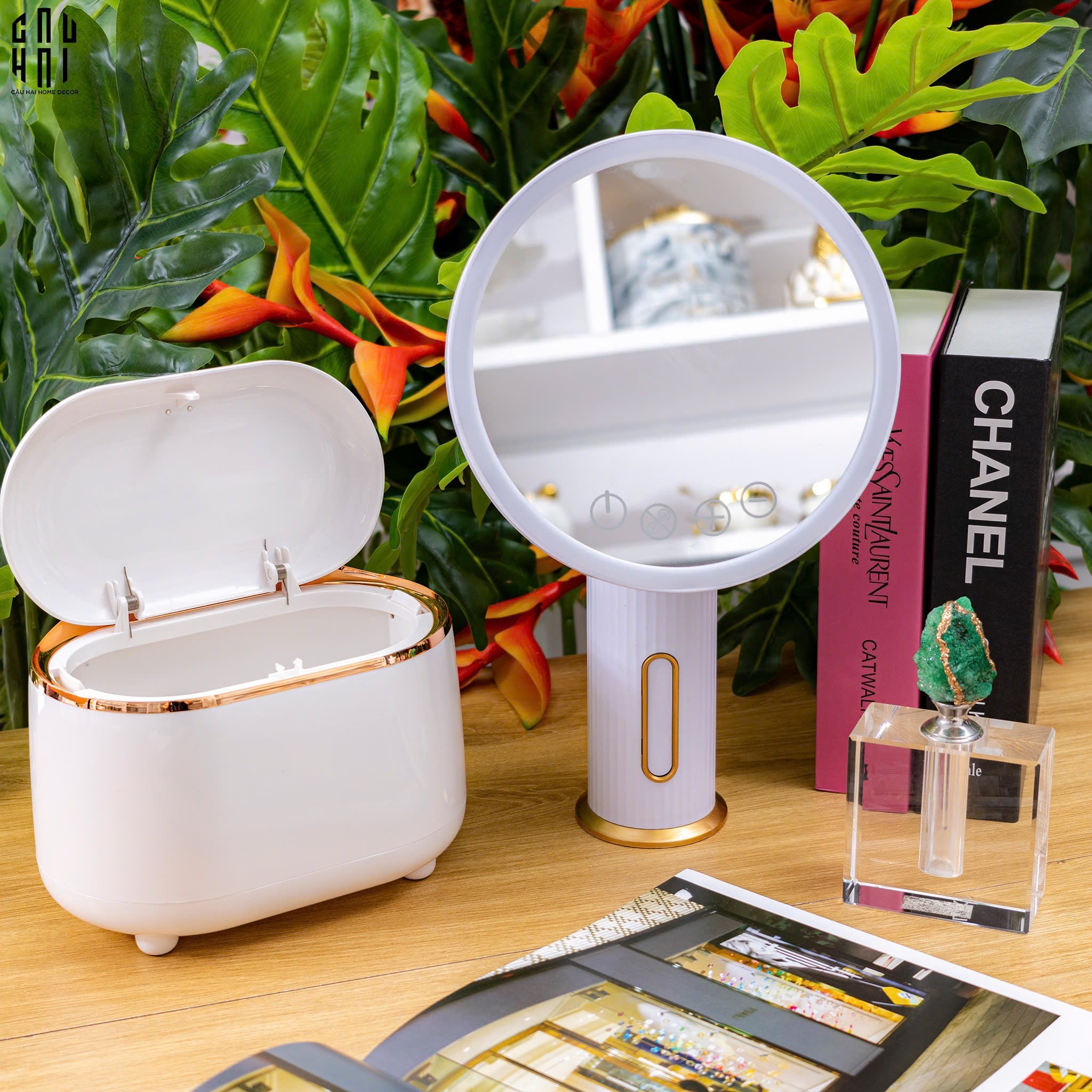 HAUTE FOLIE - GƯƠNG TRANG ĐIỂM TIARA SS25-CẬU HAI HOME DECOR