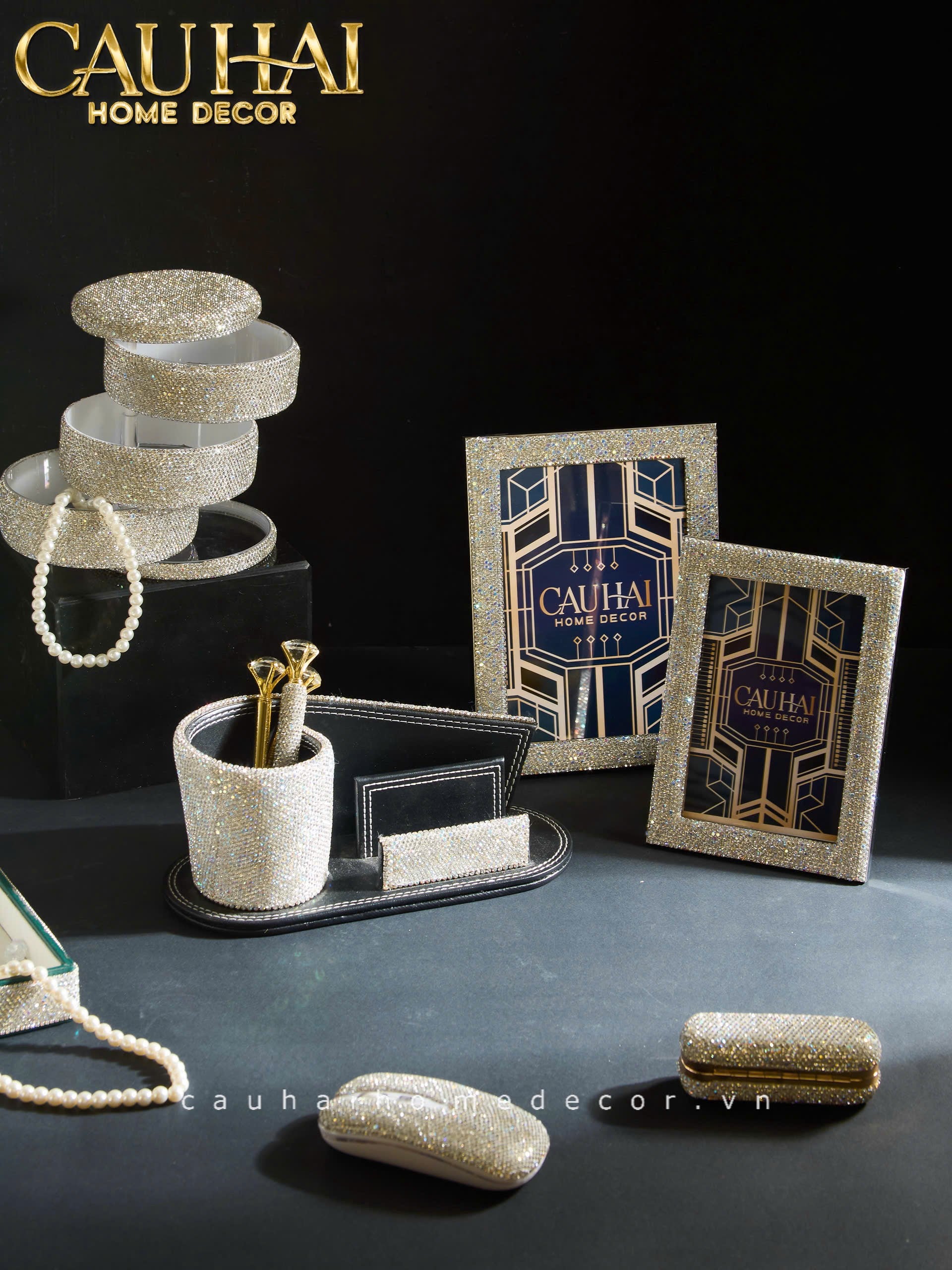 Haute Folie - Hộp Cọ Make Up On The Go Beauty Box Diamond Bling Bling - CẬU HAI HOME DECOR