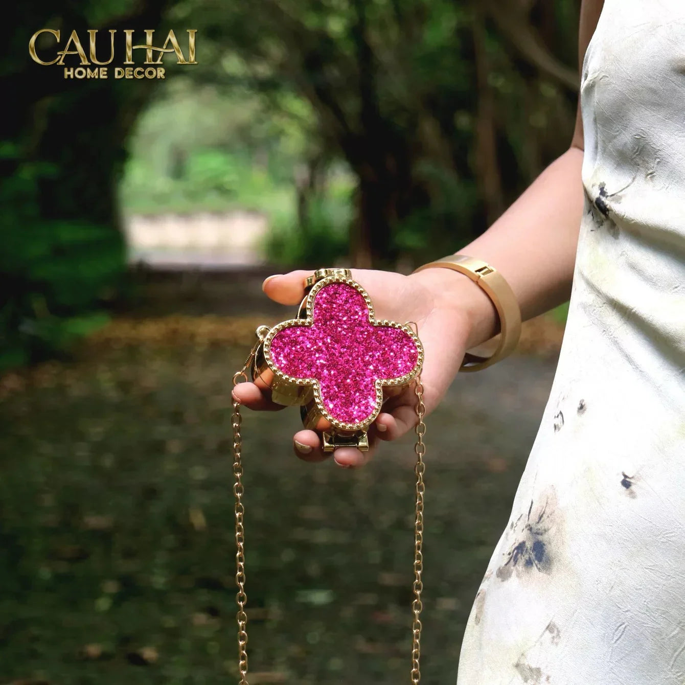 haute-folie-tui-pouch-mini-clover-diamond-bling-bling-cau-hai-home-decor-2 - CẬU HAI HOME DECOR