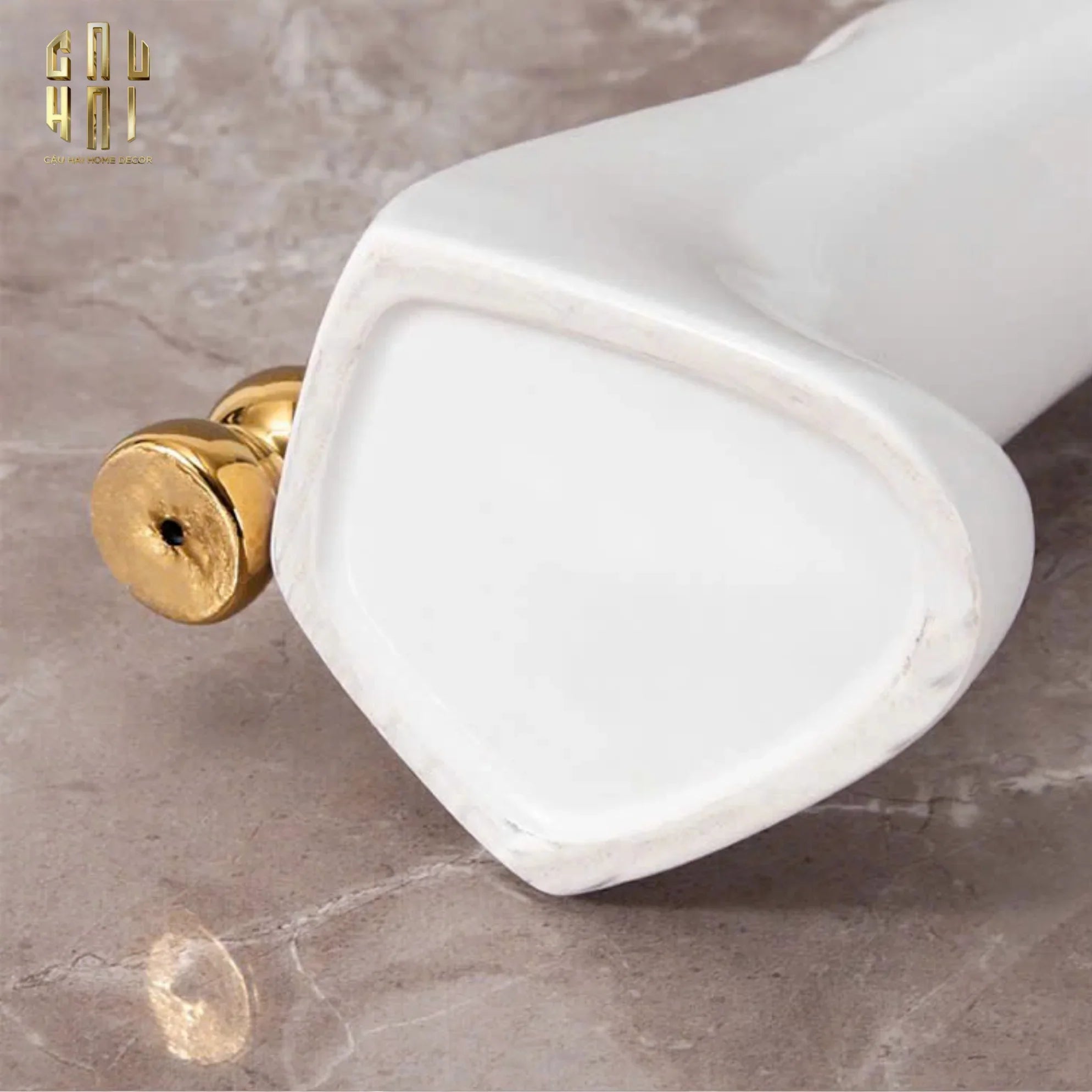 HOME COUTURE - BÌNH HOA CATWALK HIGH HEEL PEARL WHITE VASE H38-CẬU HAI HOME DECOR