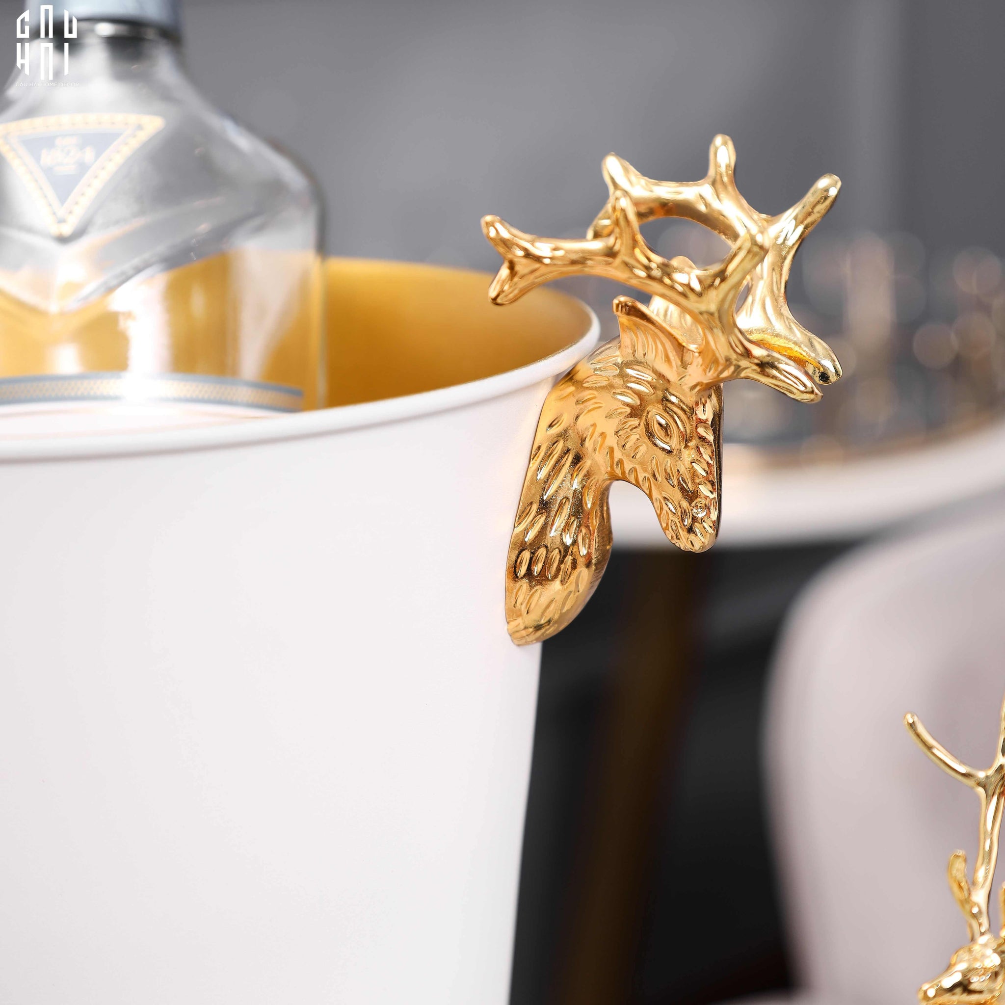 HOME COUTURE - GOLDEN ELK ICE BUCKET WHITE 5L SS25-CẬU HAI HOME DECOR