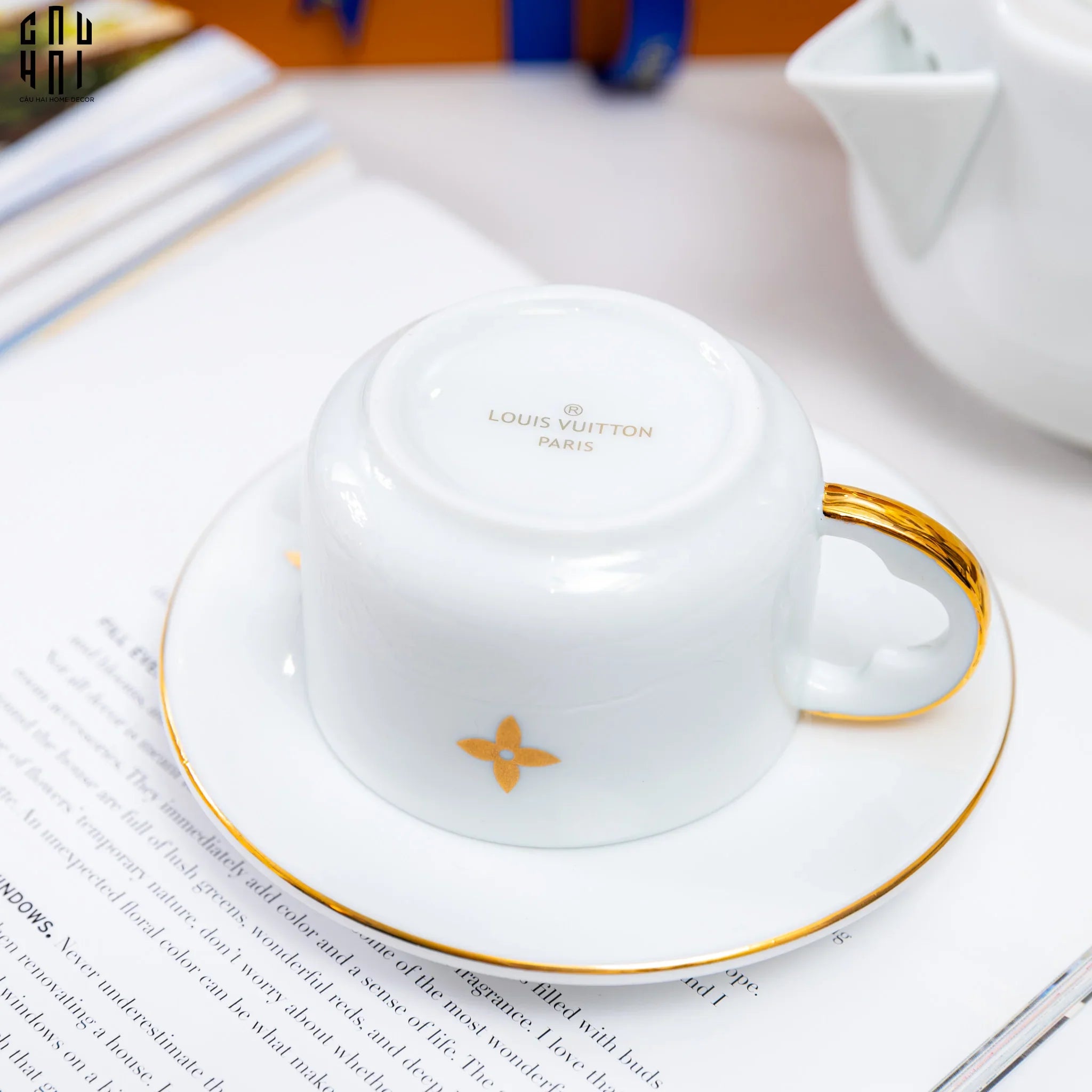 HOME COUTURE - SET BÌNH TRÀ LOUIS.V 2 TÁCH BASIC WHITE - FULL BOX SS25-CẬU HAI HOME DECOR