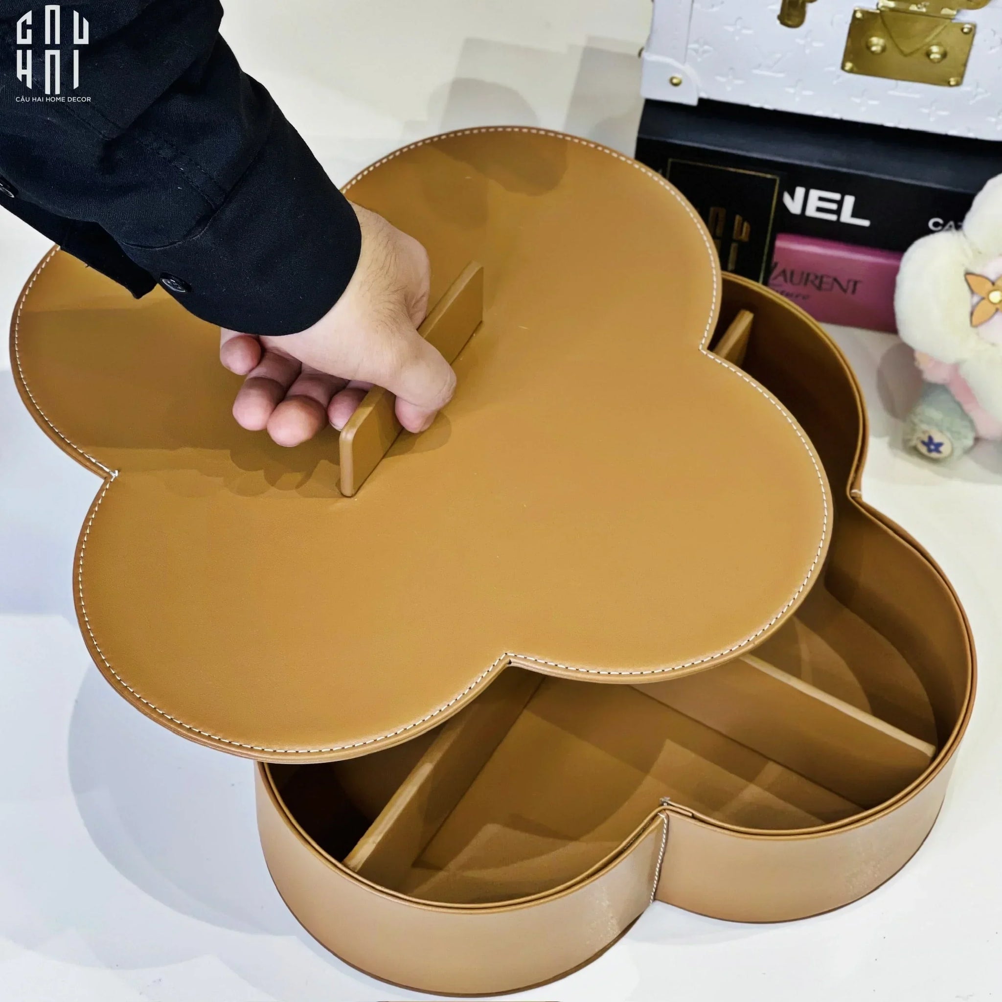 Hộp Bánh Mứt Da Lux Leather Terra Fleur Monogram 33-CẬU HAI HOME DECOR